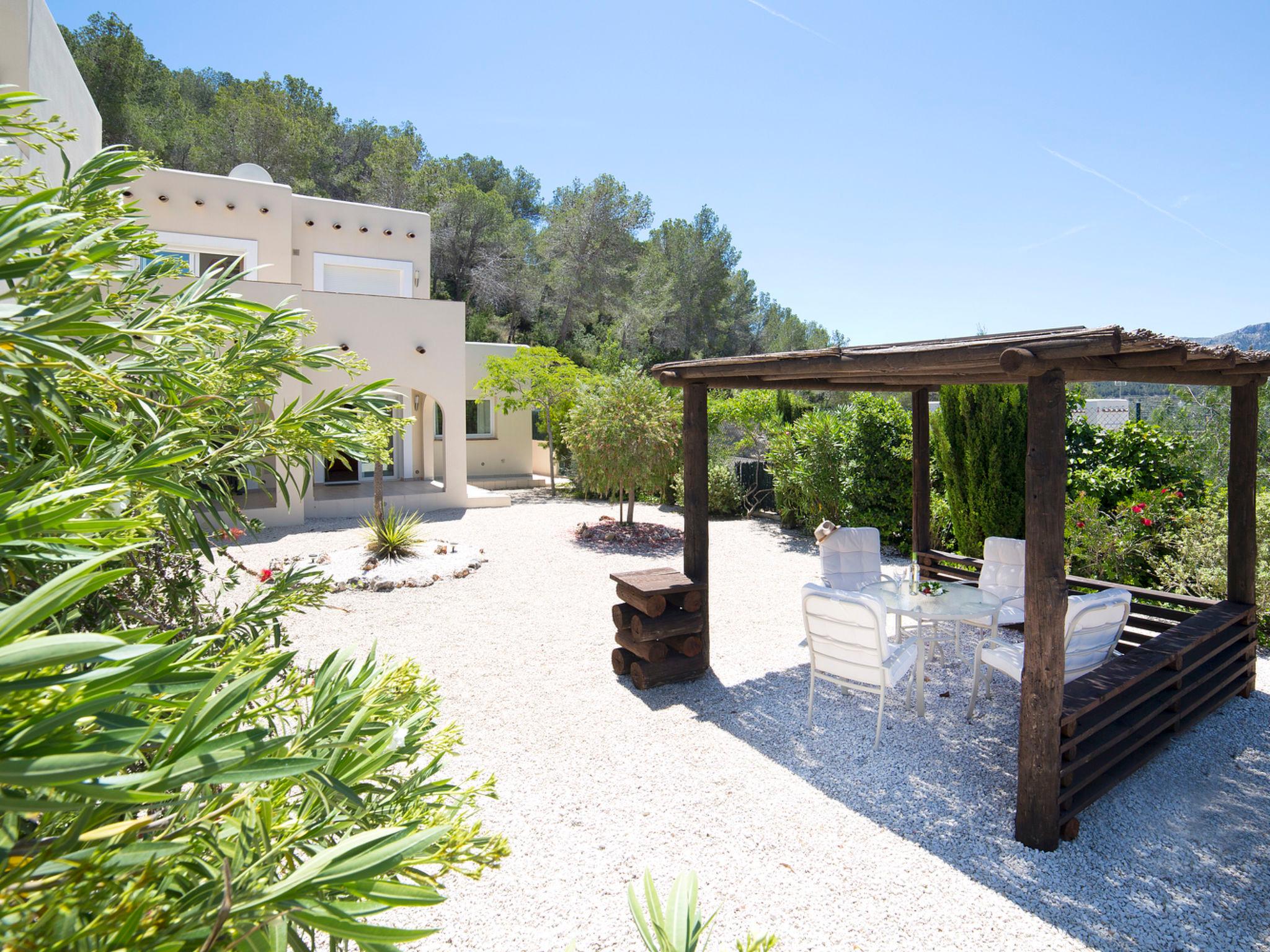 Foto 15 - Haus mit 3 Schlafzimmern in Calp mit schwimmbad und blick aufs meer