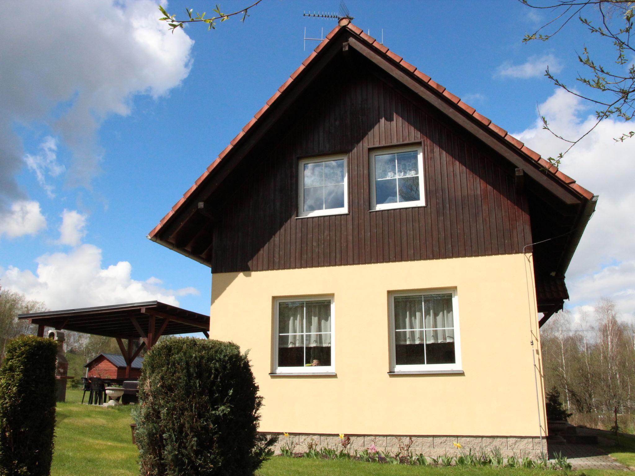 Photo 22 - 3 bedroom House in Mníšek with garden