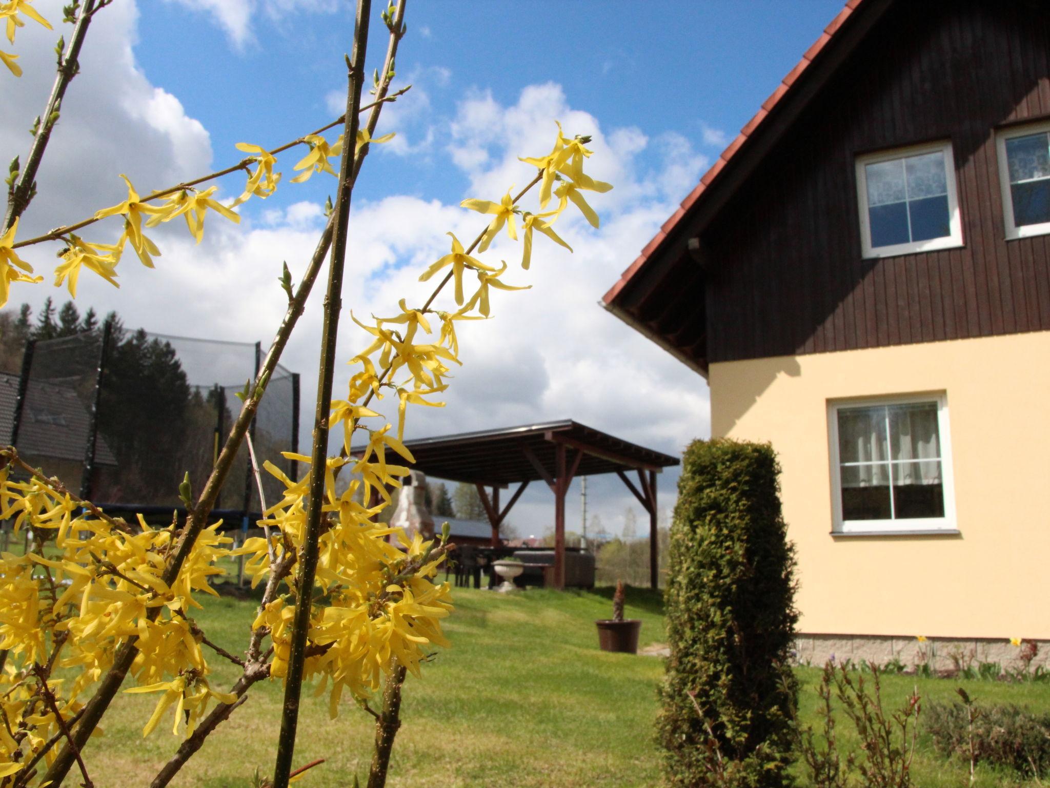Foto 24 - Casa con 3 camere da letto a Mníšek con giardino