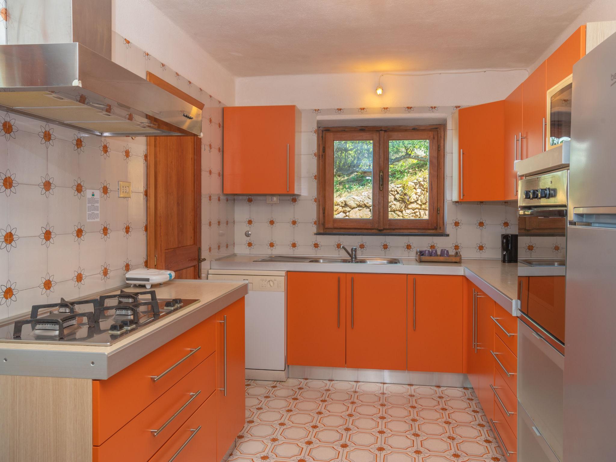 Photo 8 - 4 bedroom House in Aglientu with garden and terrace