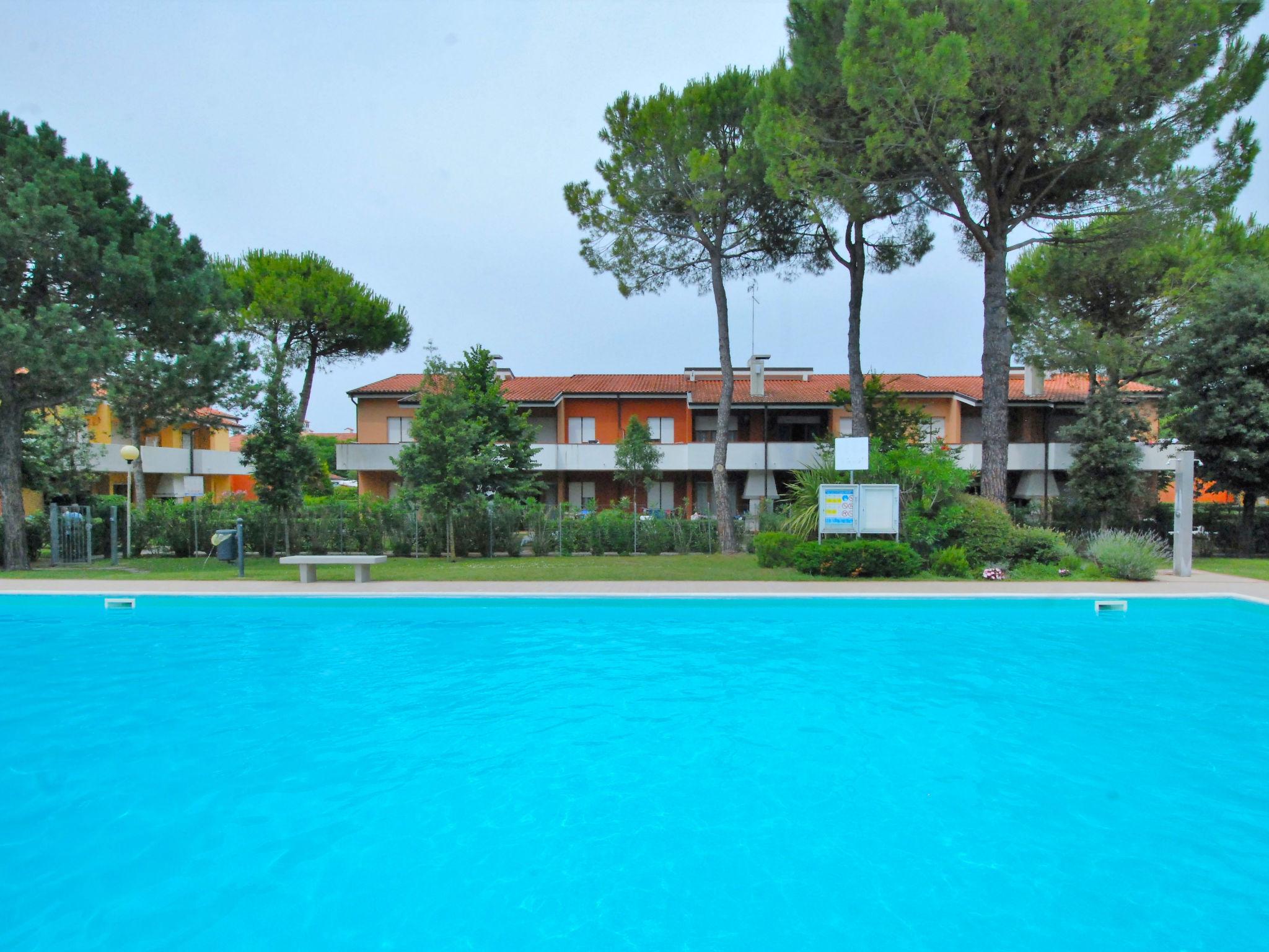 Foto 19 - Appartamento con 2 camere da letto a San Michele al Tagliamento con piscina e vista mare