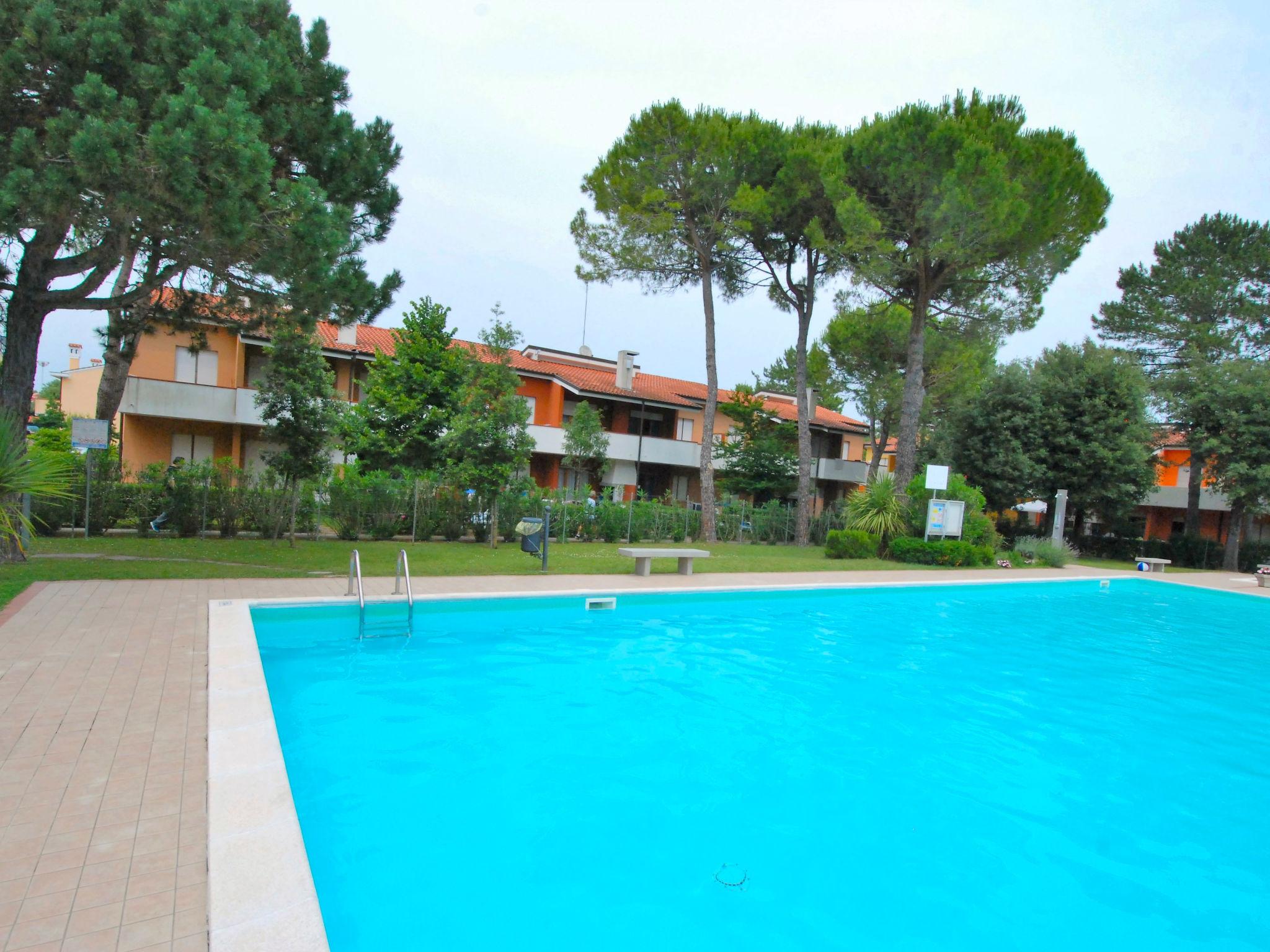 Foto 17 - Appartamento con 2 camere da letto a San Michele al Tagliamento con piscina e vista mare