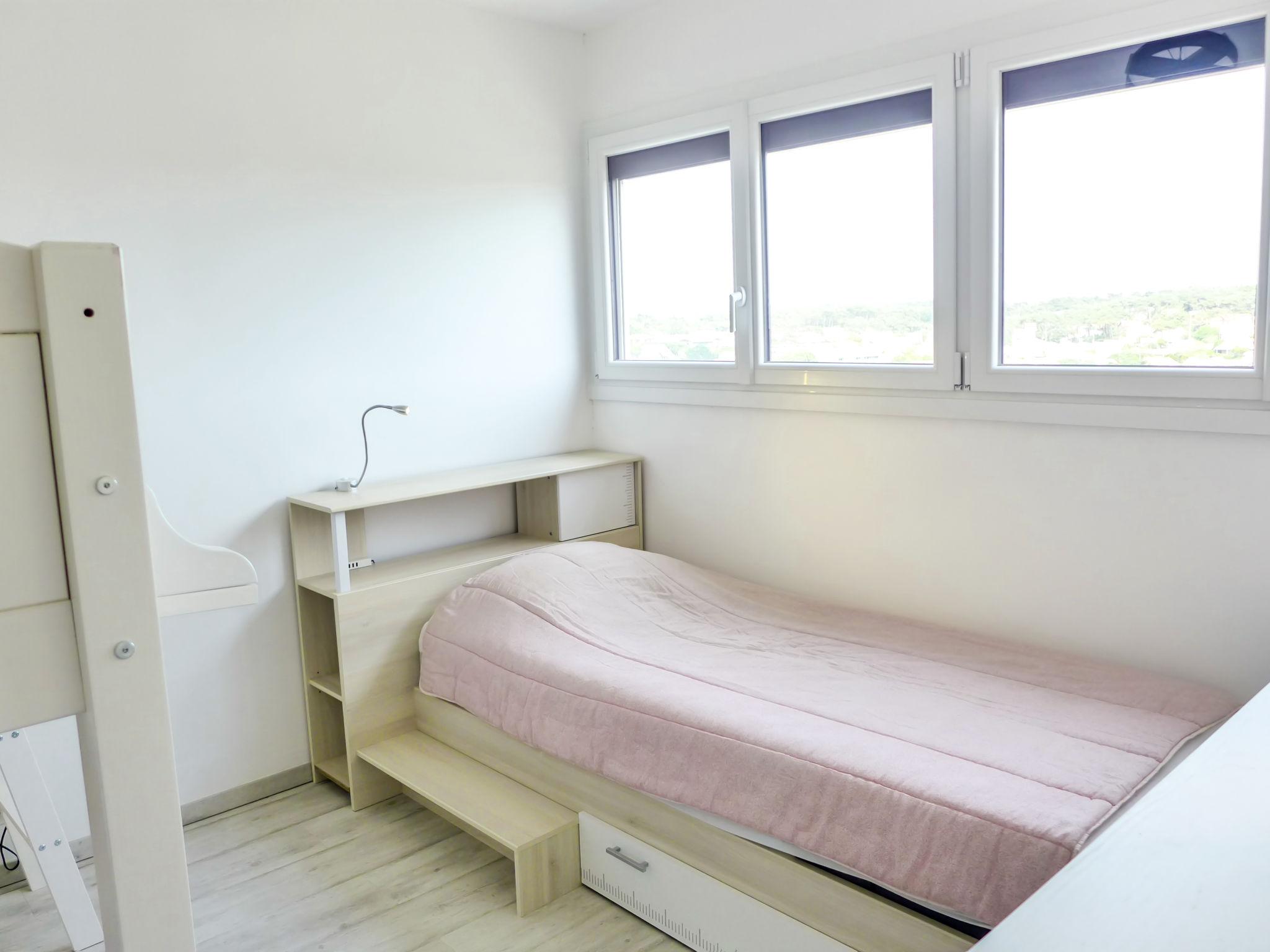 Foto 10 - Apartamento de 2 habitaciones en Lacanau con vistas al mar
