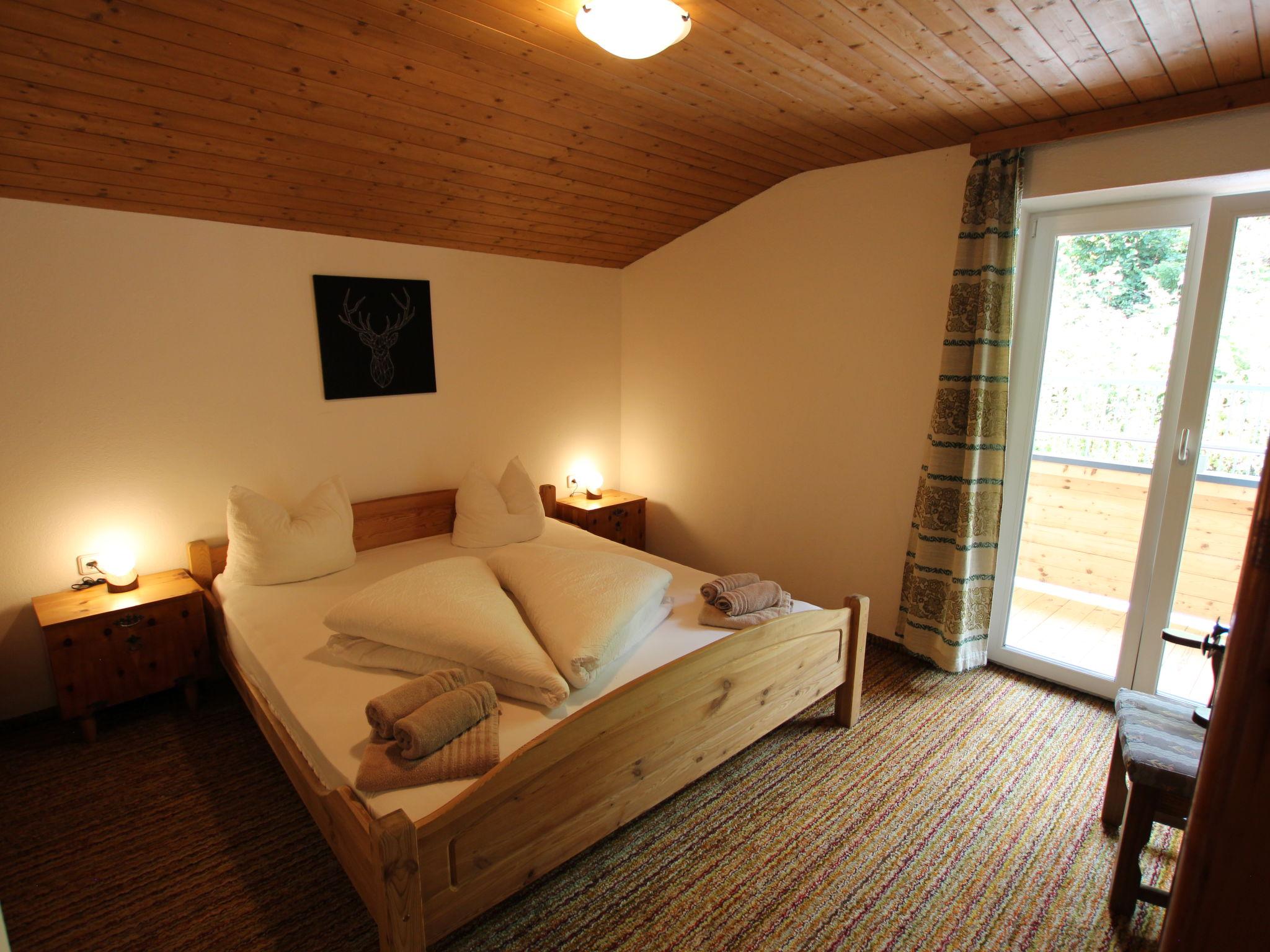Foto 12 - Appartamento con 4 camere da letto a Hippach con vista sulle montagne
