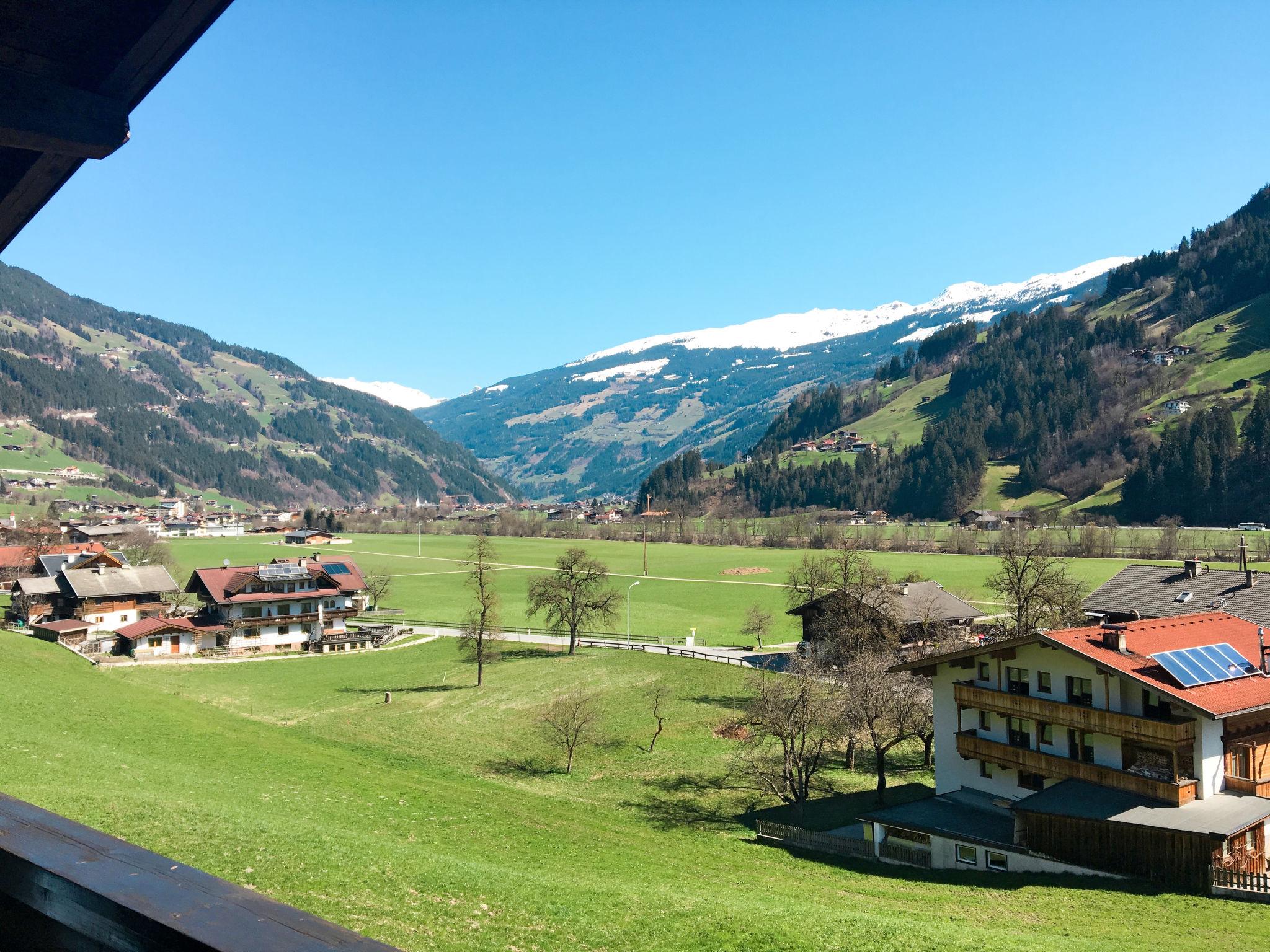 Foto 20 - Apartment mit 4 Schlafzimmern in Hippach mit blick auf die berge