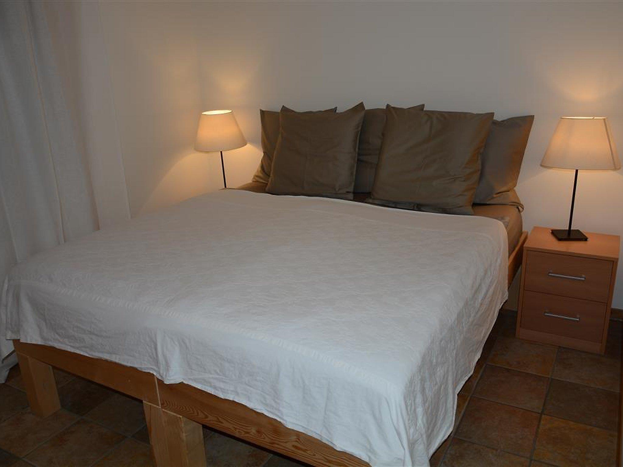 Foto 16 - Appartamento con 2 camere da letto a Saanen