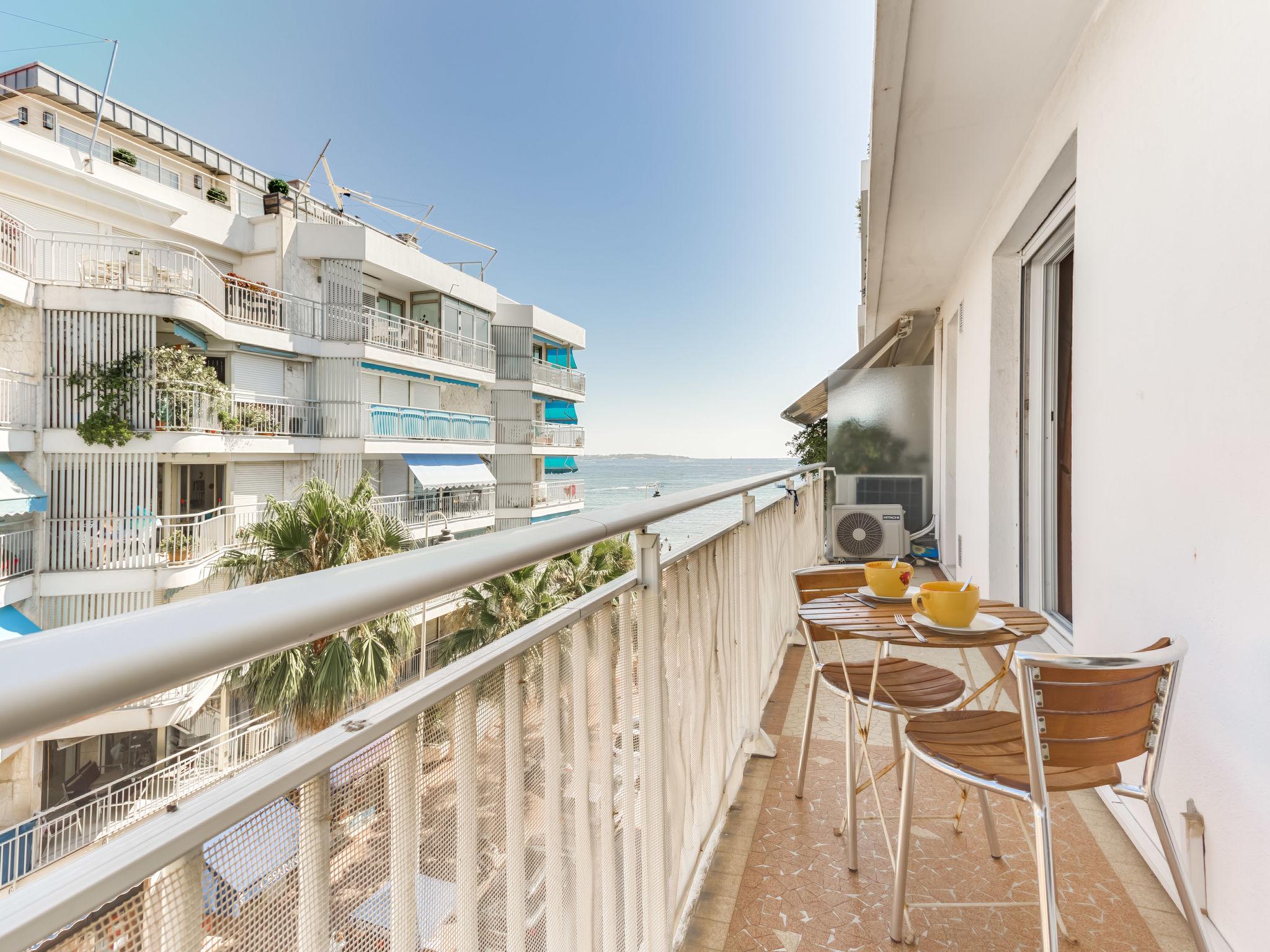 Foto 15 - Apartment mit 1 Schlafzimmer in Cannes mit terrasse und blick aufs meer