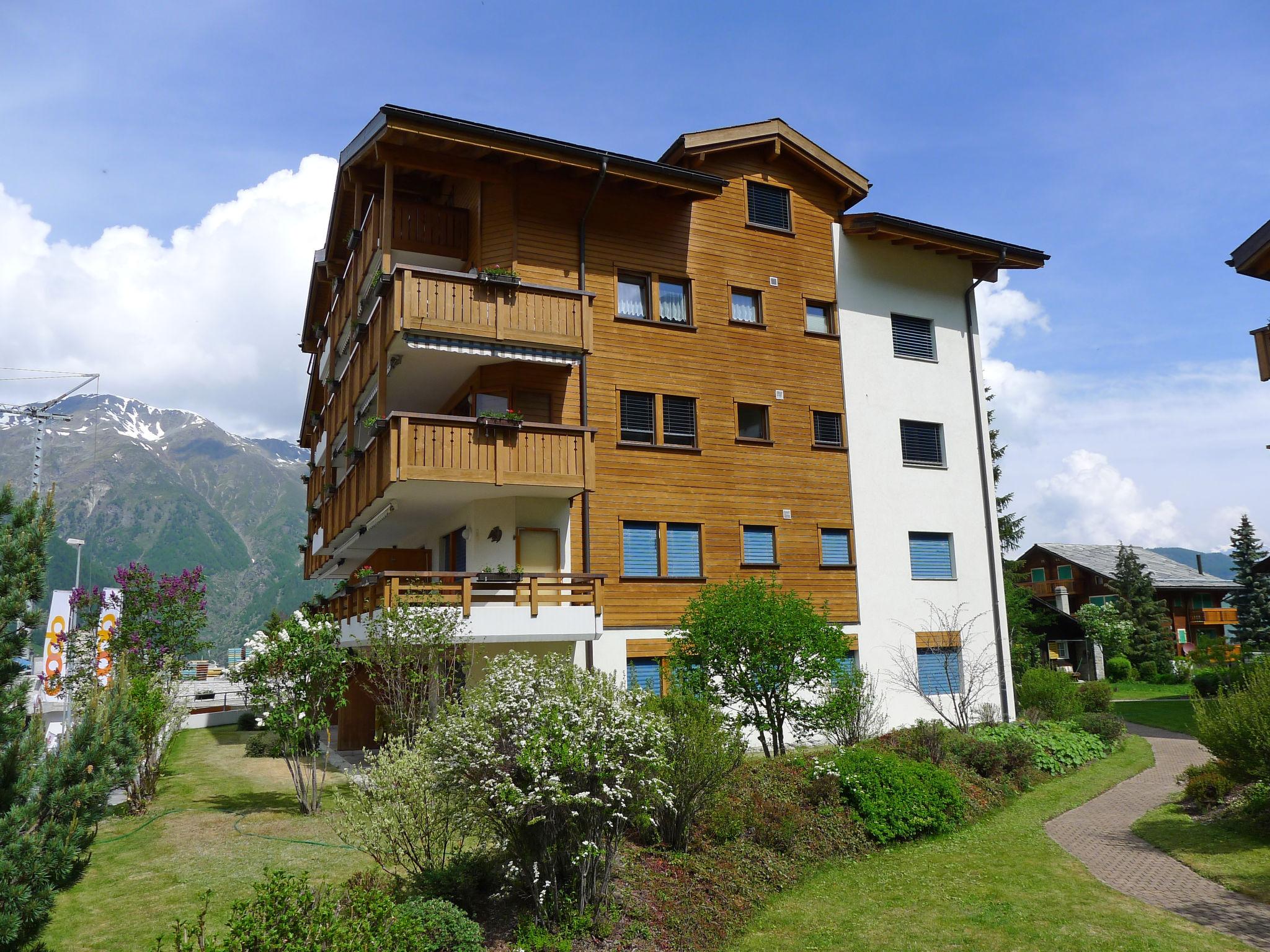 Foto 6 - Apartment mit 3 Schlafzimmern in Grächen mit garten und blick auf die berge