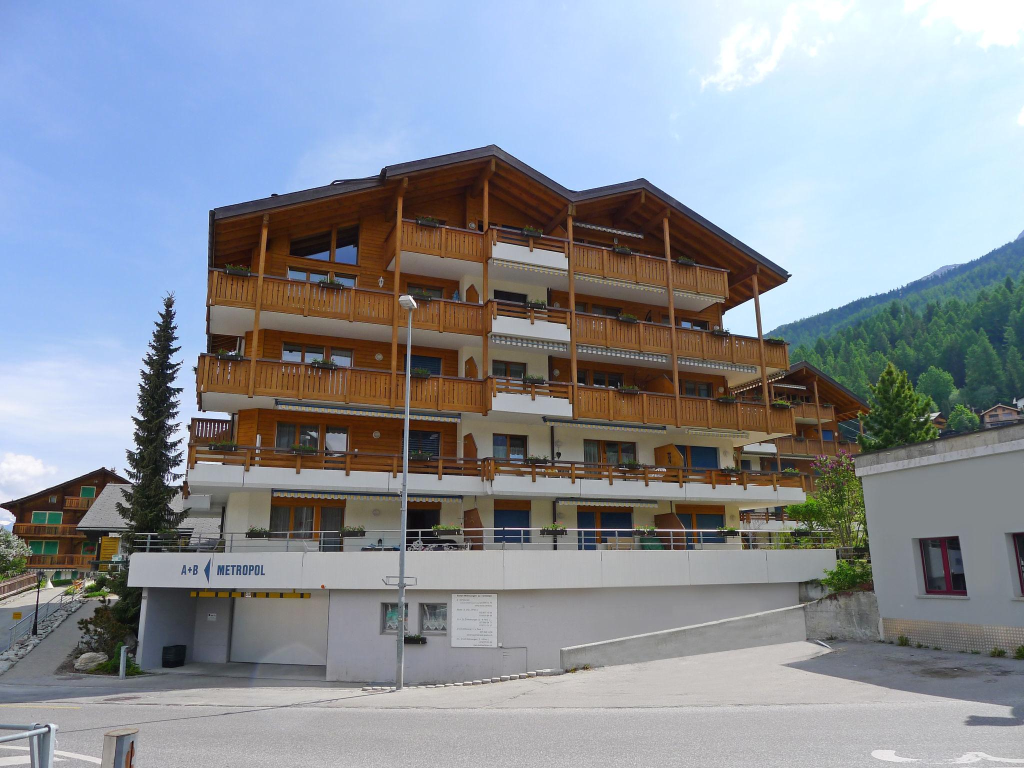 Photo 1 - Appartement de 3 chambres à Grächen avec jardin et vues sur la montagne