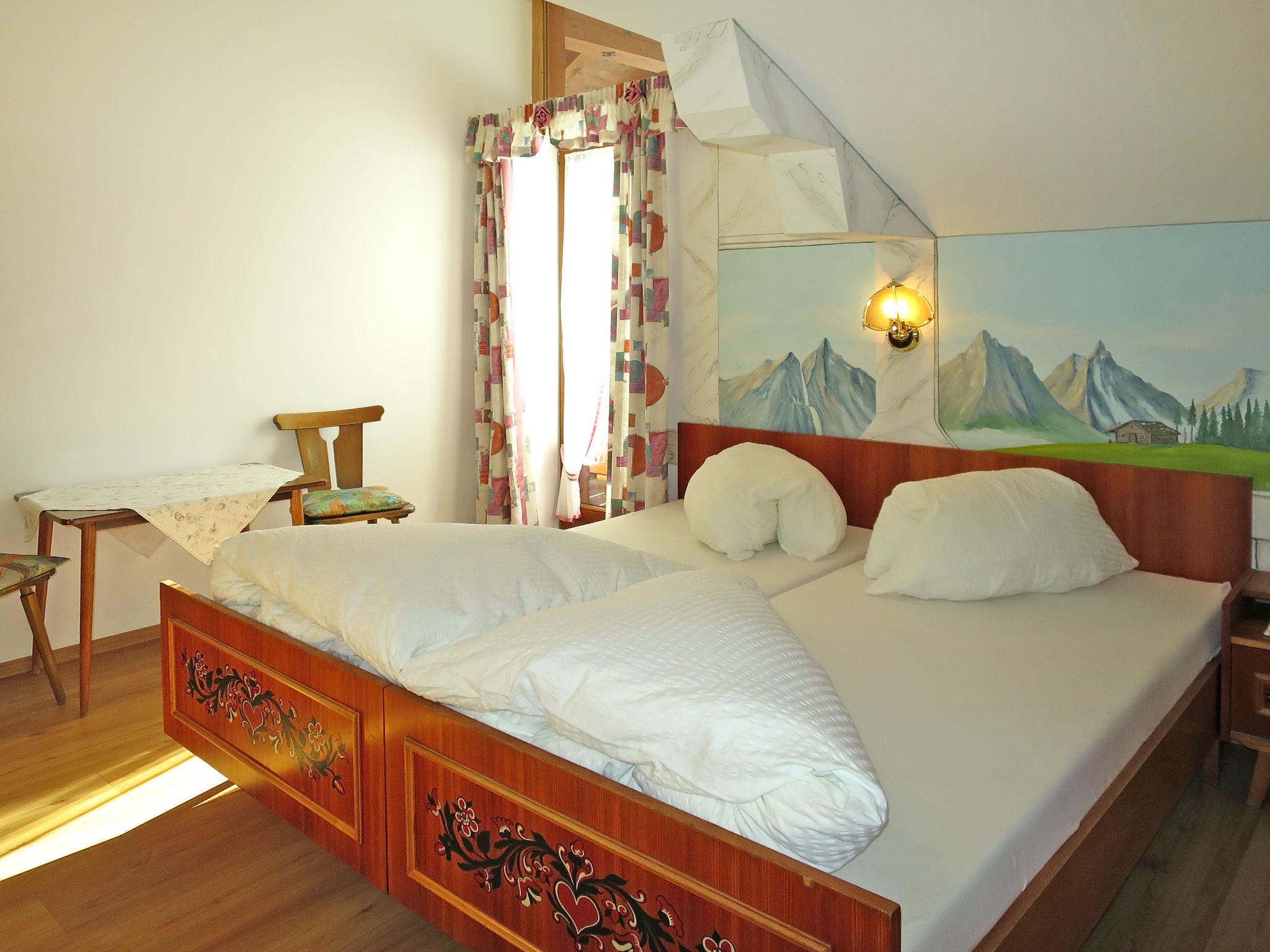 Foto 9 - Apartamento de 3 quartos em Ramsau im Zillertal com jardim e vista para a montanha