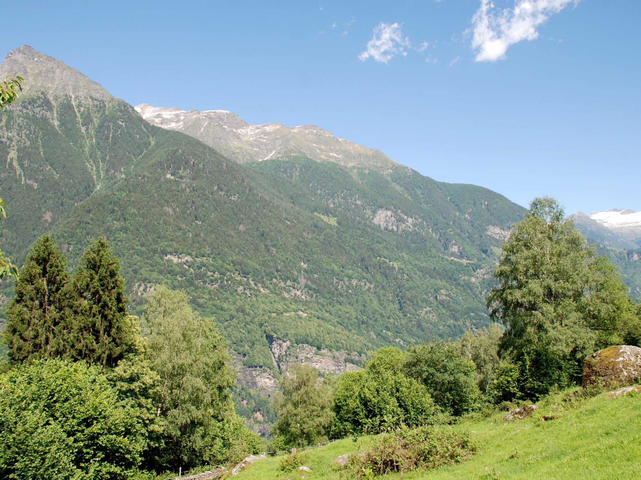 Photo 24 - Maison de 1 chambre à Acquarossa avec terrasse et vues sur la montagne