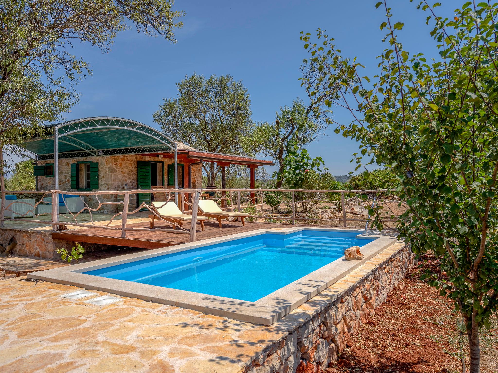 Photo 21 - Maison en Stari Grad avec piscine privée et vues à la mer