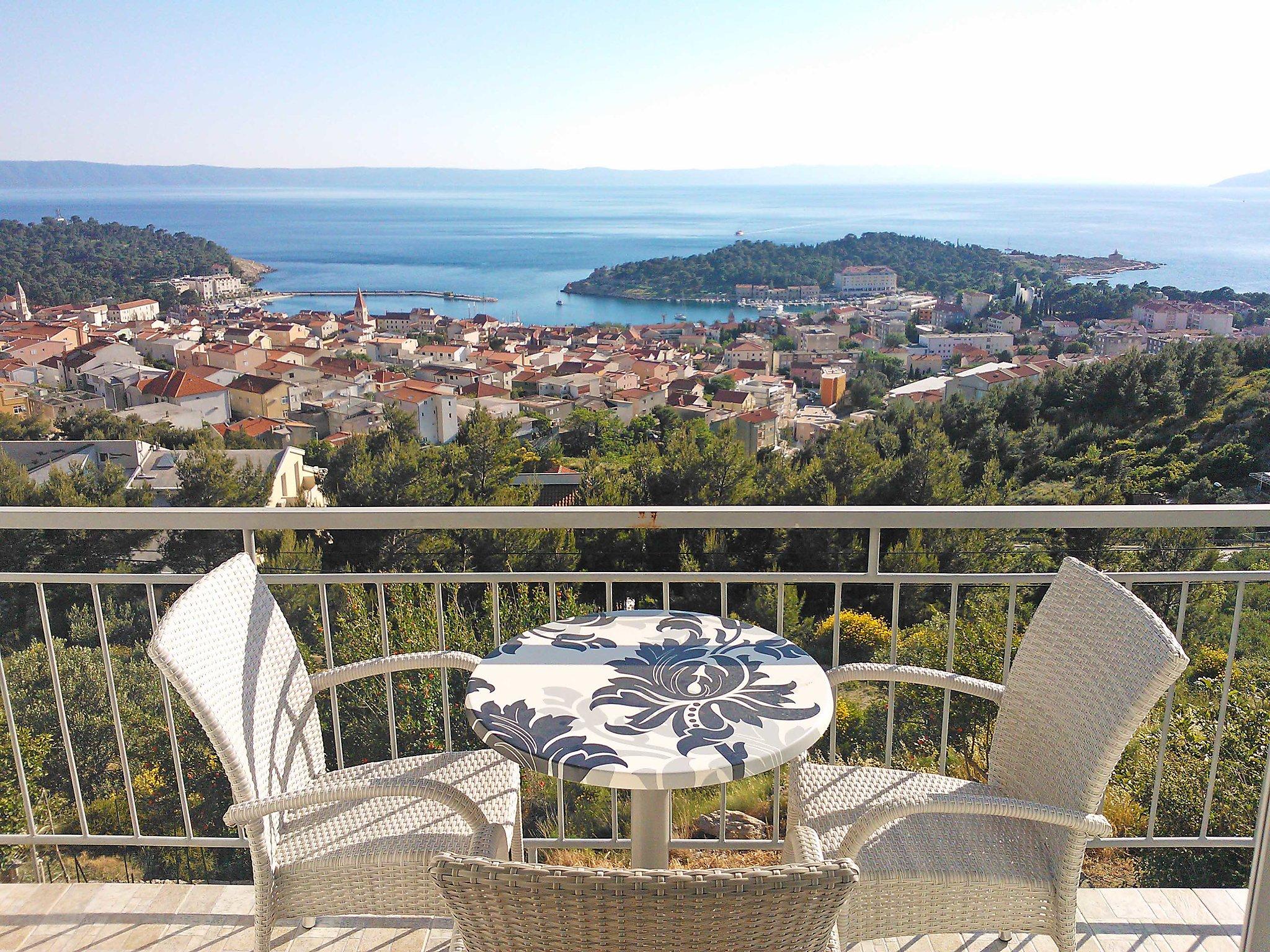 Foto 1 - Apartamento de 1 habitación en Makarska con vistas al mar