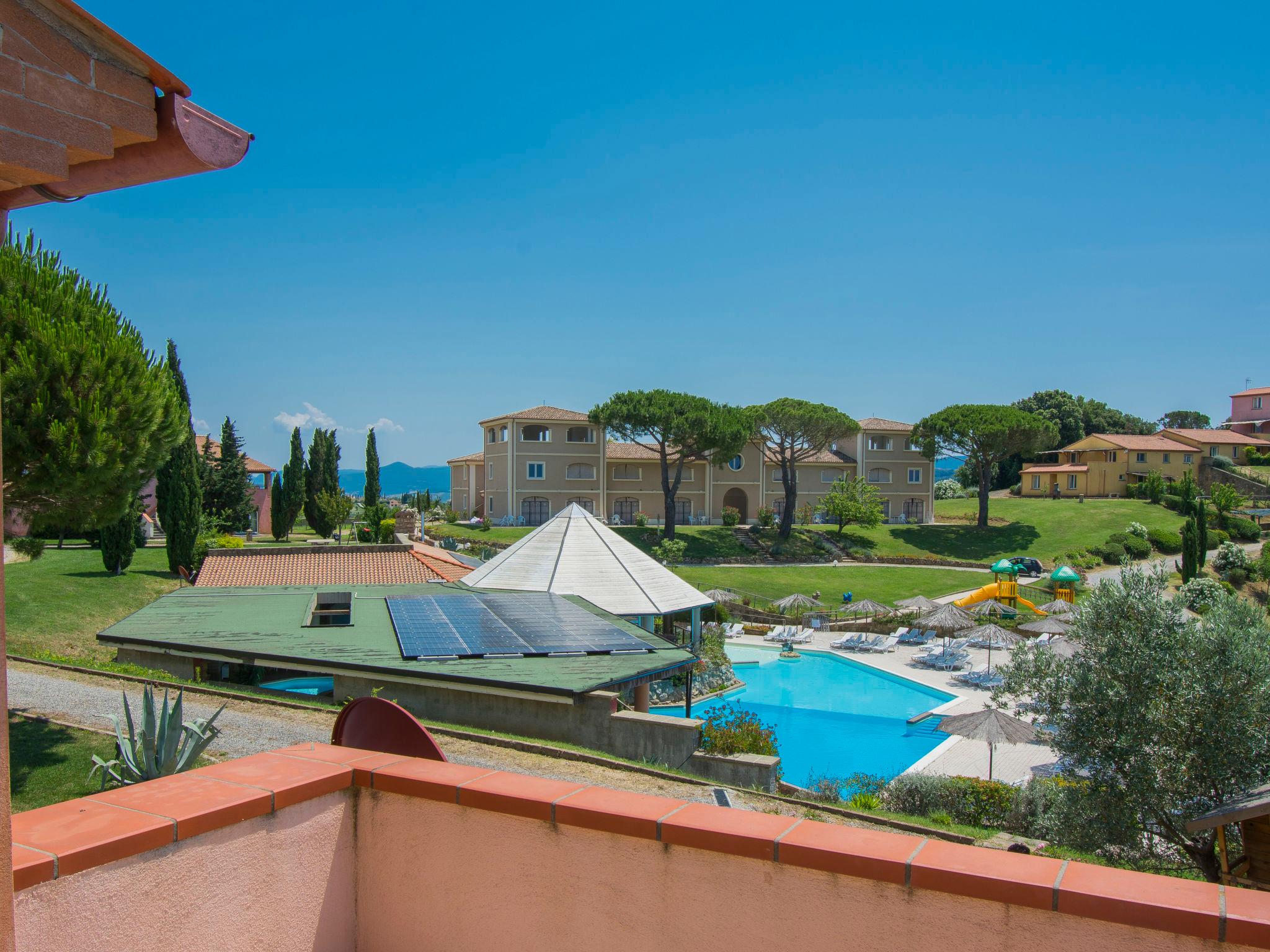 Photo 10 - Appartement de 2 chambres à Riparbella avec piscine et jardin