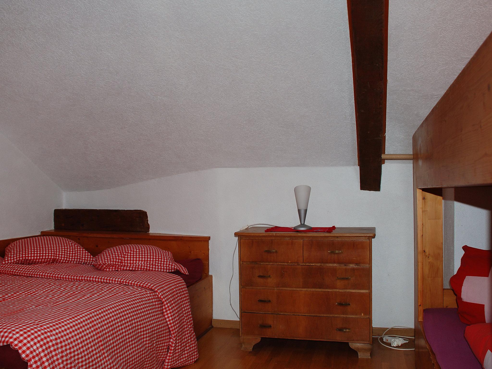 Photo 10 - 4 bedroom Apartment in Clos du Doubs with garden