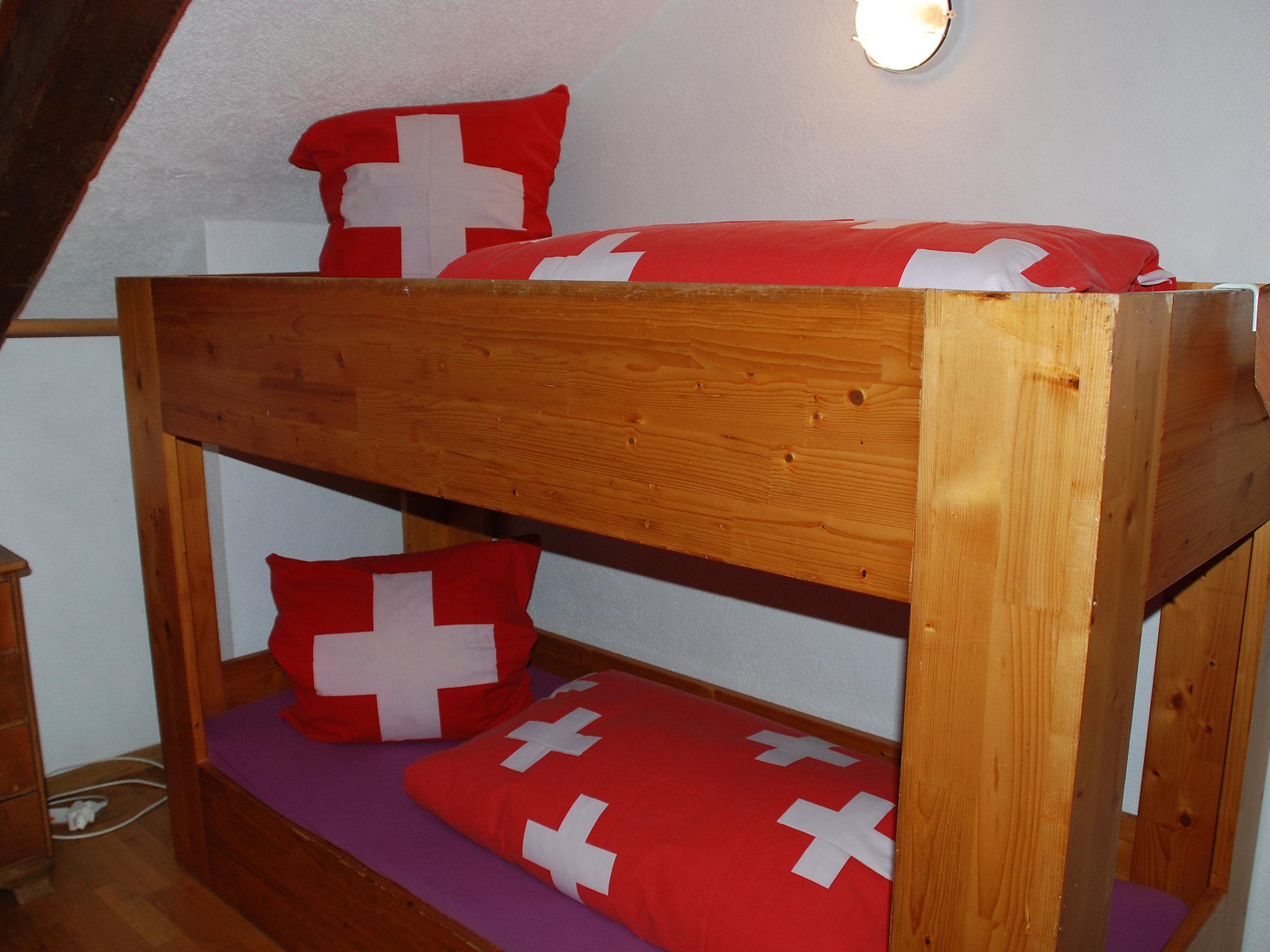 Foto 9 - Apartamento de 4 quartos em Clos du Doubs com jardim