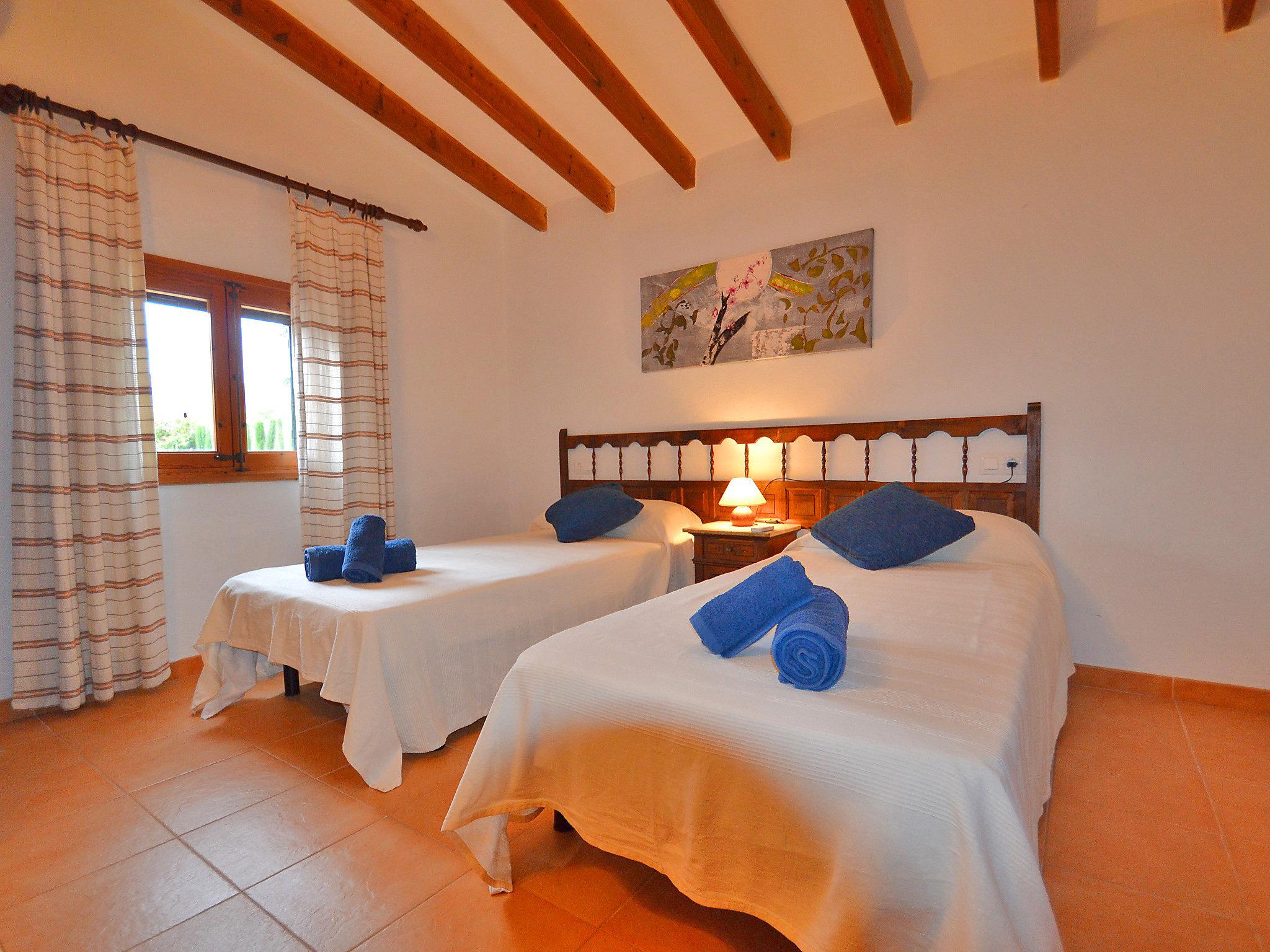 Foto 9 - Haus mit 4 Schlafzimmern in Pollença mit privater pool und garten