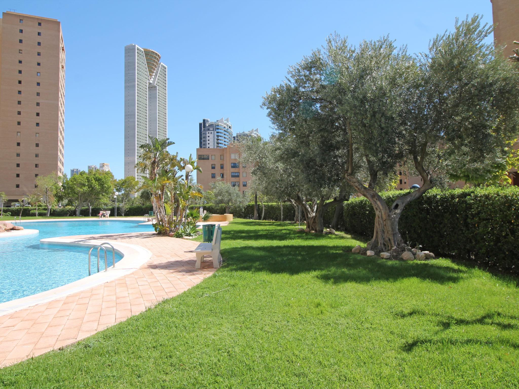 Foto 3 - Apartamento de 1 quarto em Benidorm com piscina e vistas do mar