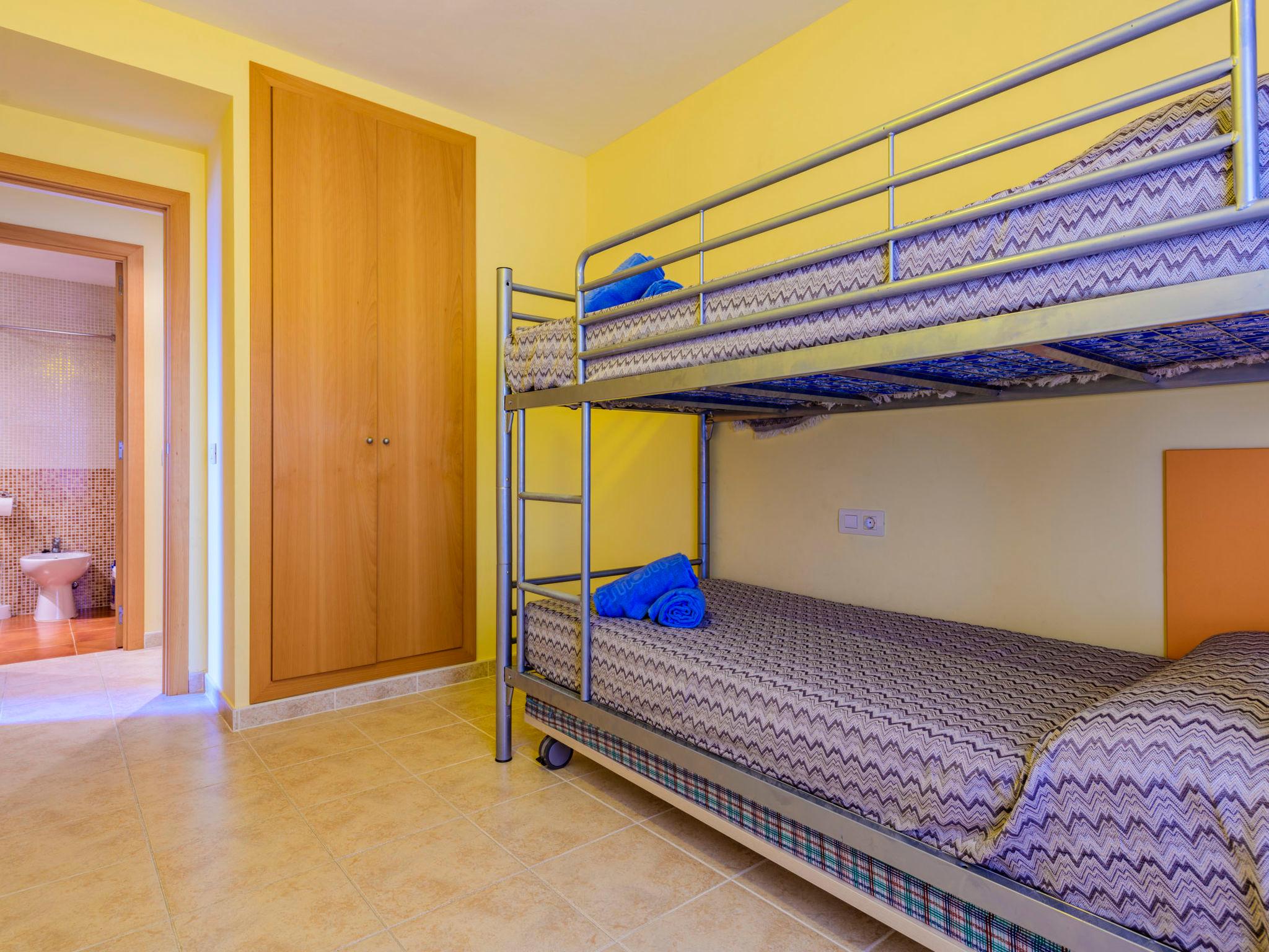 Foto 17 - Appartamento con 2 camere da letto a Oropesa del Mar con piscina e vista mare