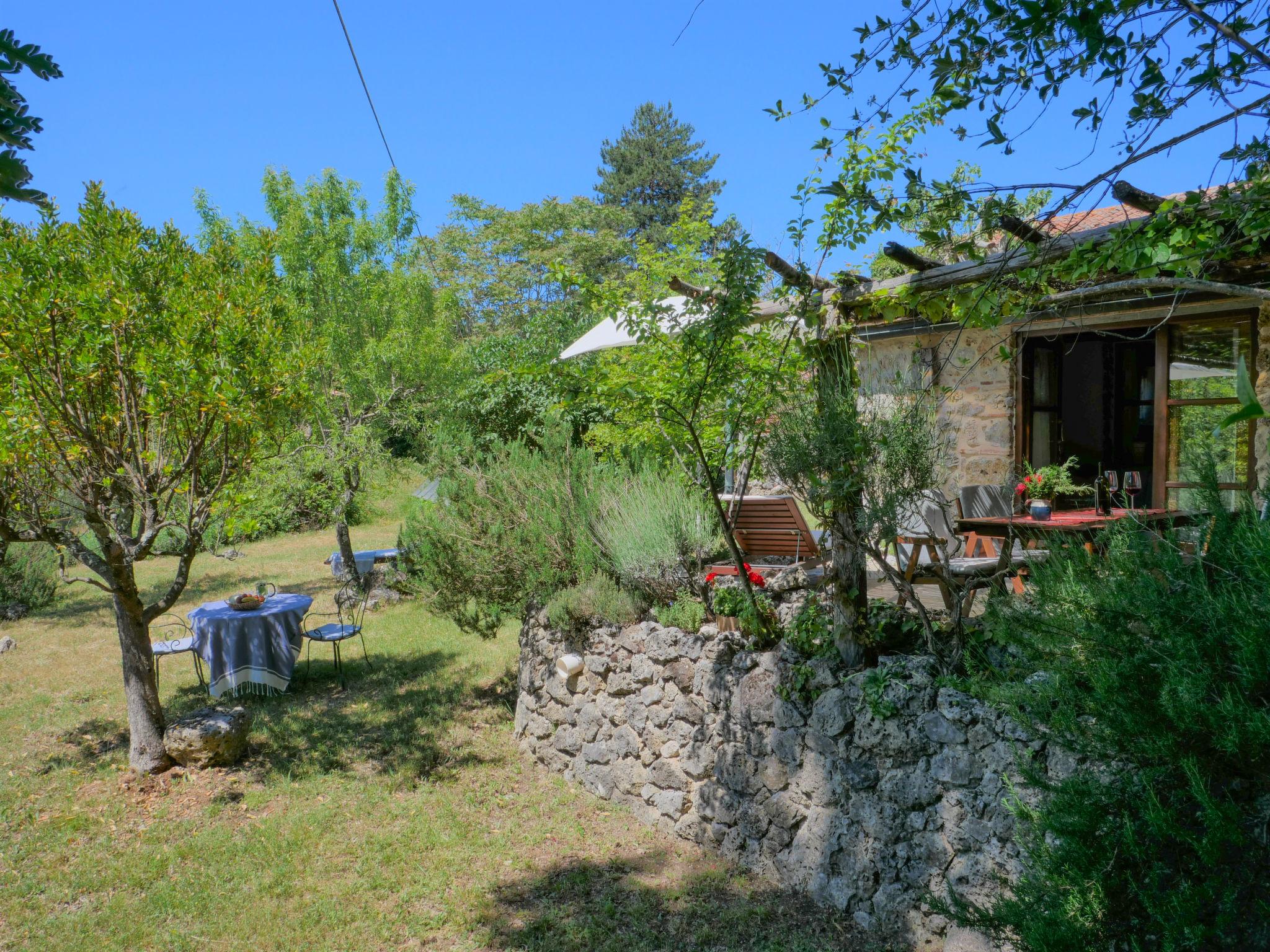 Photo 28 - Maison de 1 chambre à Montieri avec piscine et jardin