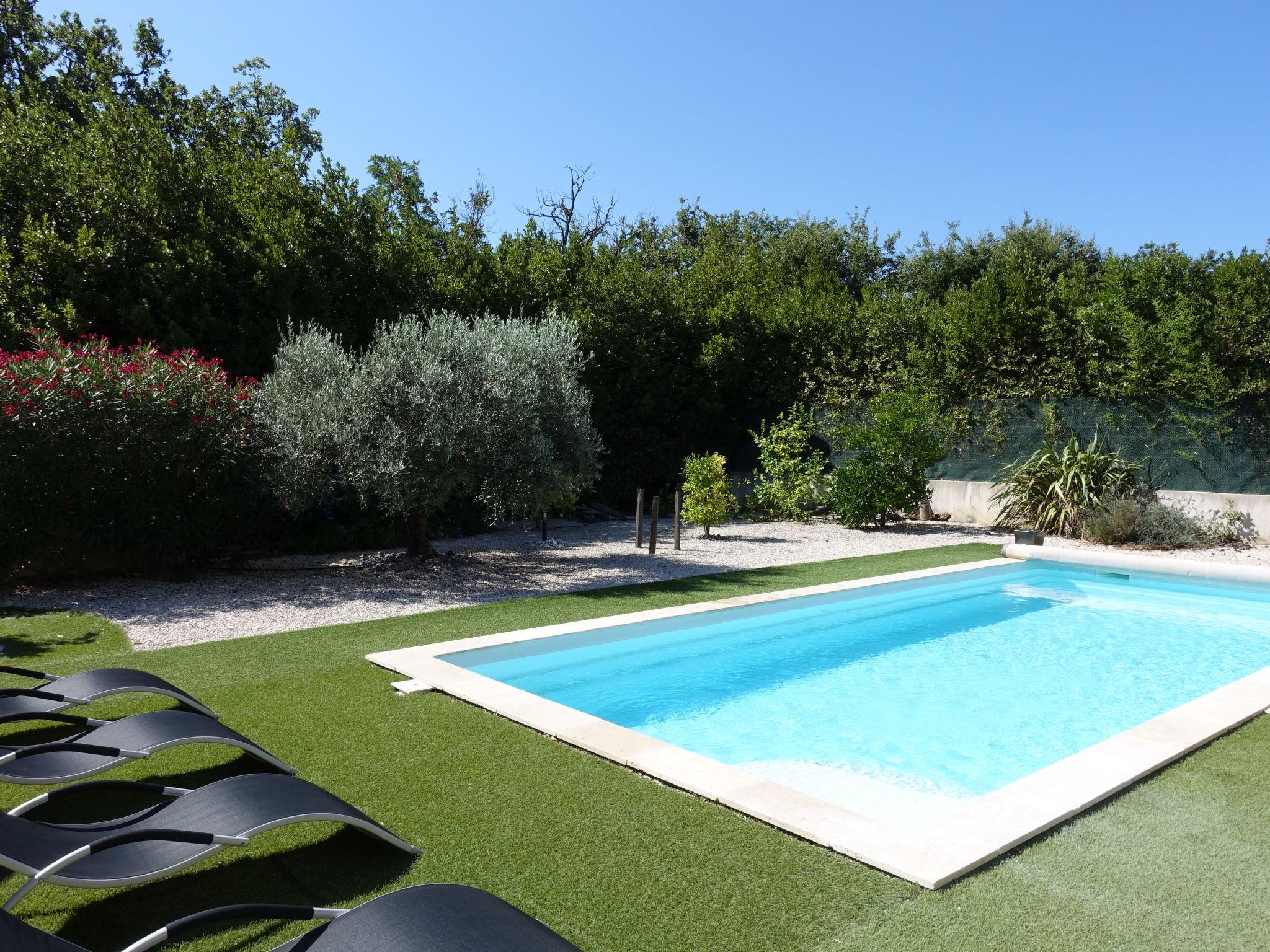 Photo 29 - 4 bedroom House in Bormes-les-Mimosas with private pool and sea view