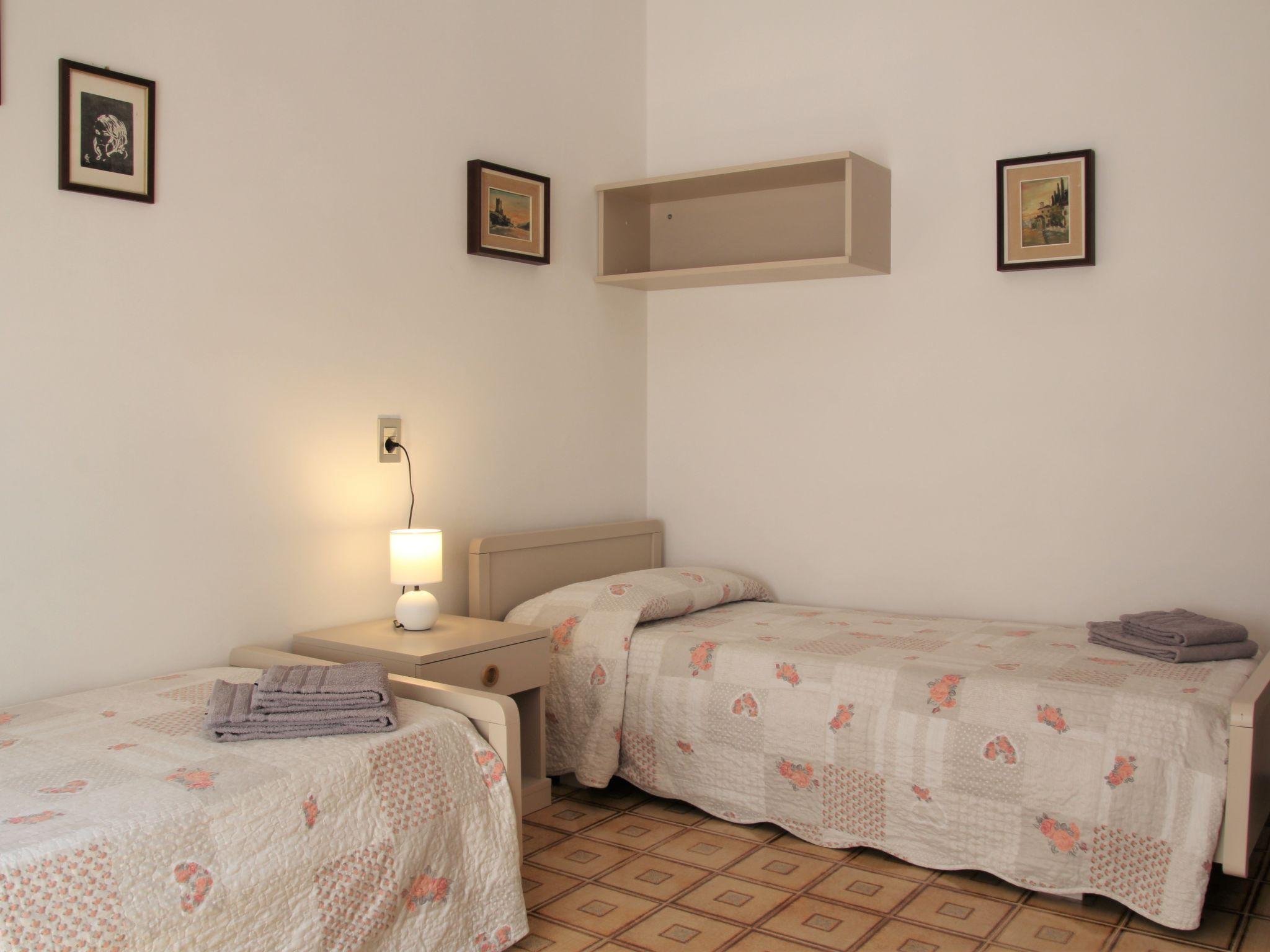 Photo 18 - 2 bedroom Apartment in Malcesine with garden