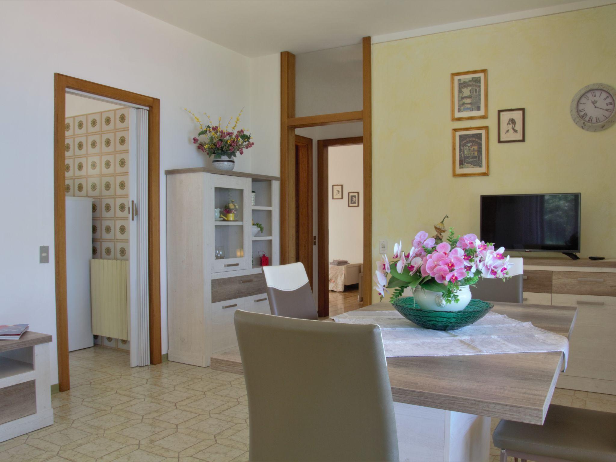 Foto 7 - Apartamento de 2 quartos em Malcesine com jardim e vista para a montanha