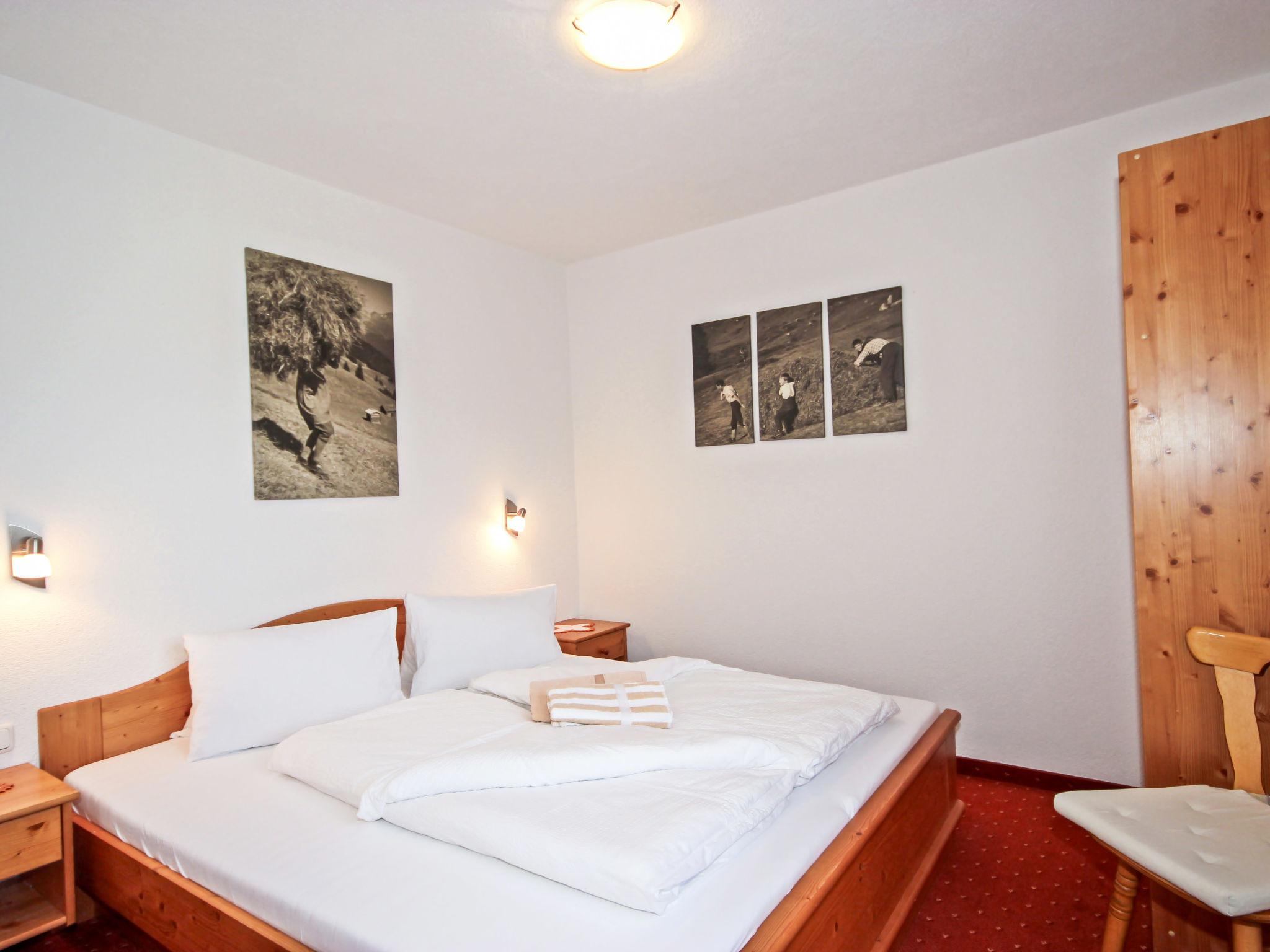 Foto 12 - Appartamento con 4 camere da letto a Kappl con vista sulle montagne