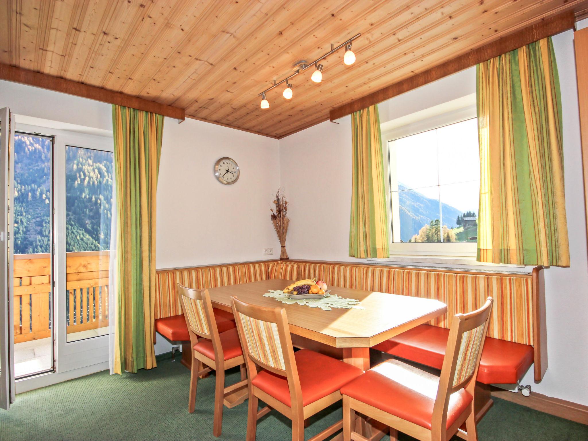 Photo 3 - 4 bedroom Apartment in Kappl with mountain view