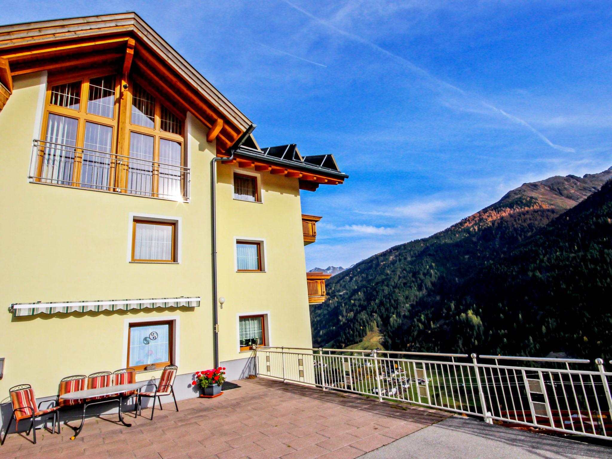Foto 19 - Apartment mit 4 Schlafzimmern in Kappl mit blick auf die berge