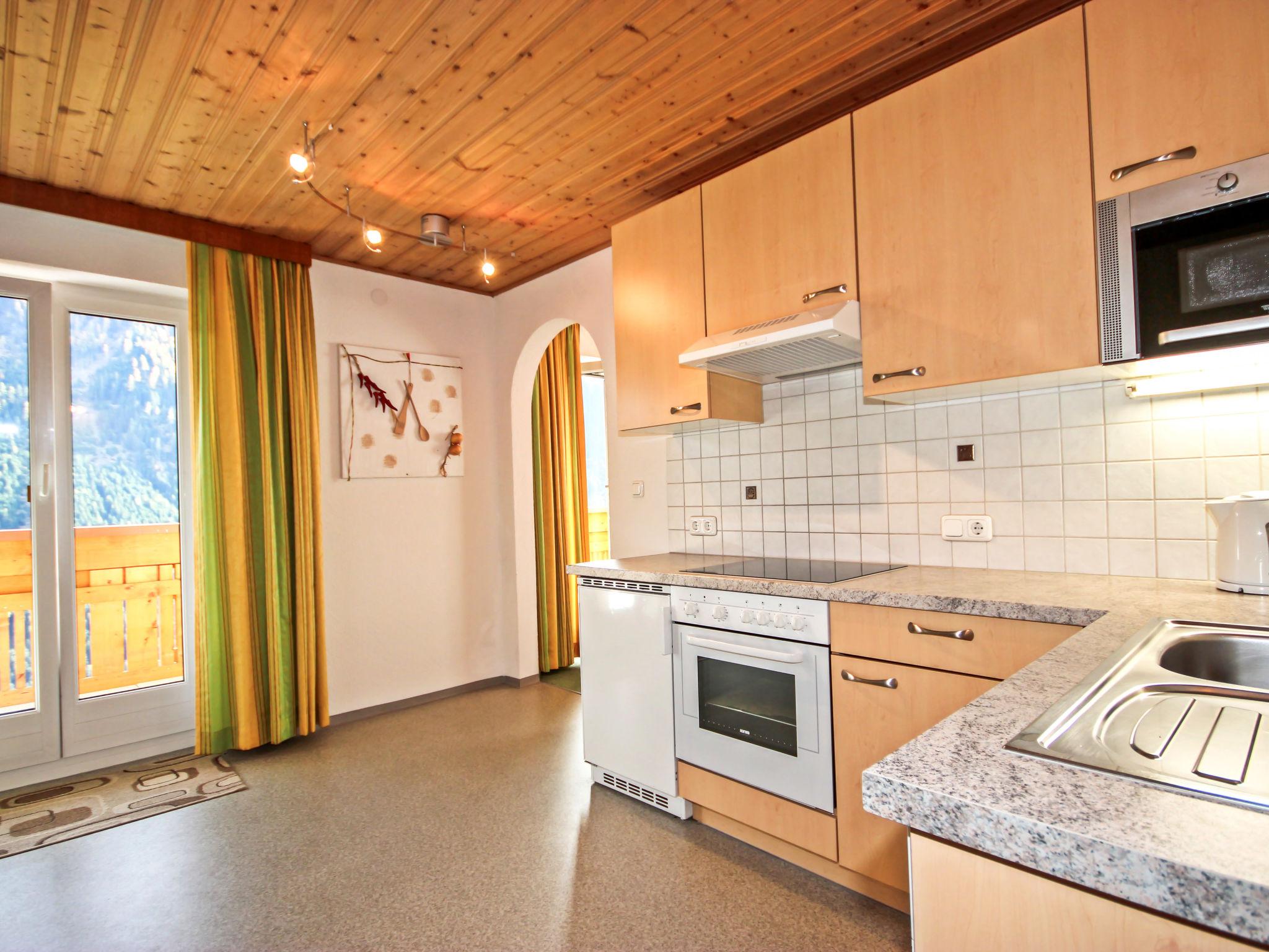Photo 2 - 4 bedroom Apartment in Kappl with mountain view