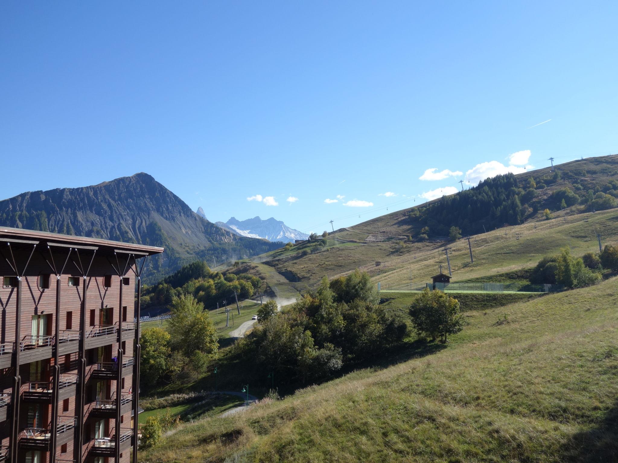 Foto 5 - Apartment mit 2 Schlafzimmern in Villarembert mit schwimmbad und blick auf die berge