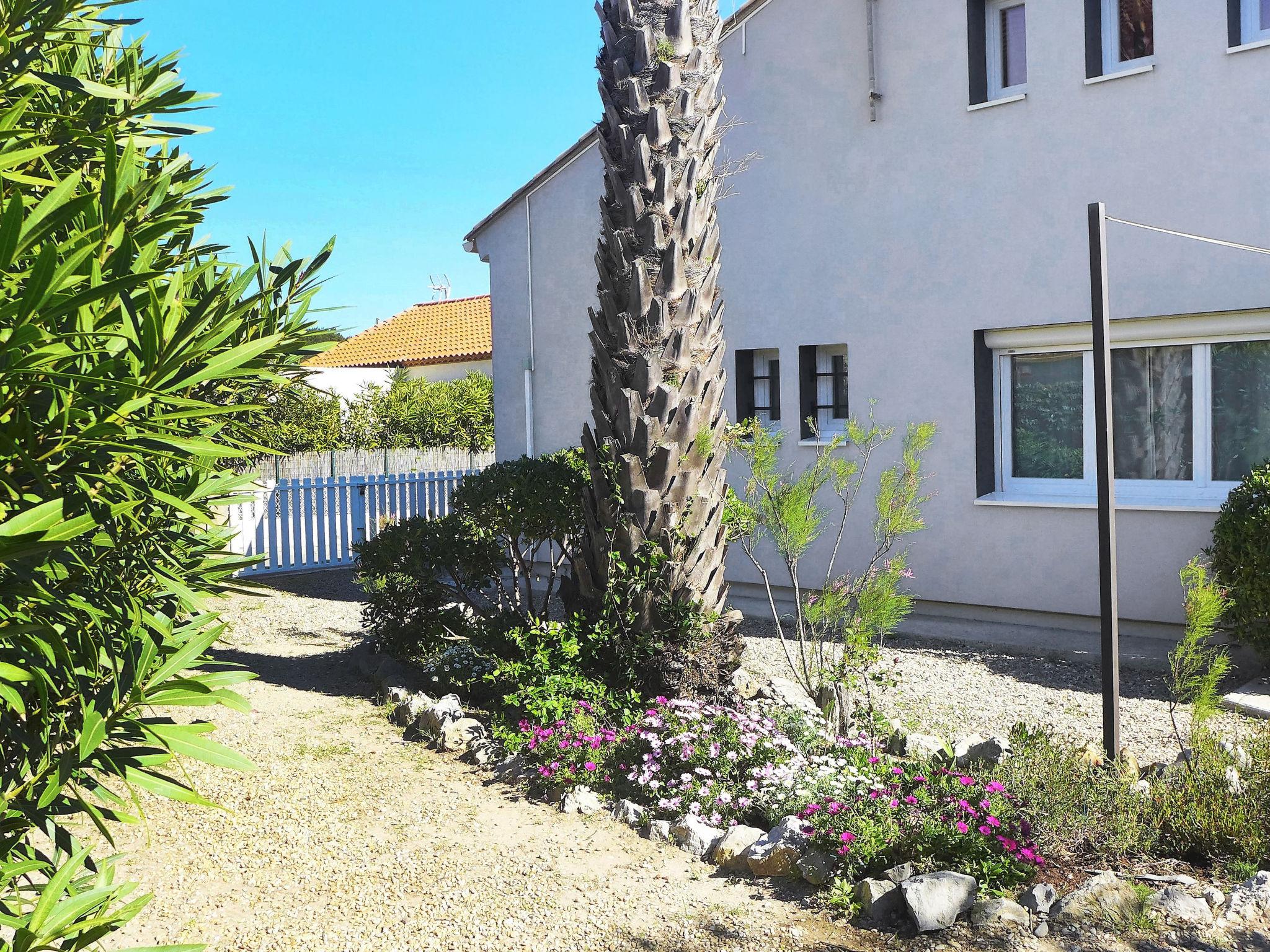 Foto 33 - Casa de 4 habitaciones en Narbonne con jardín y vistas al mar