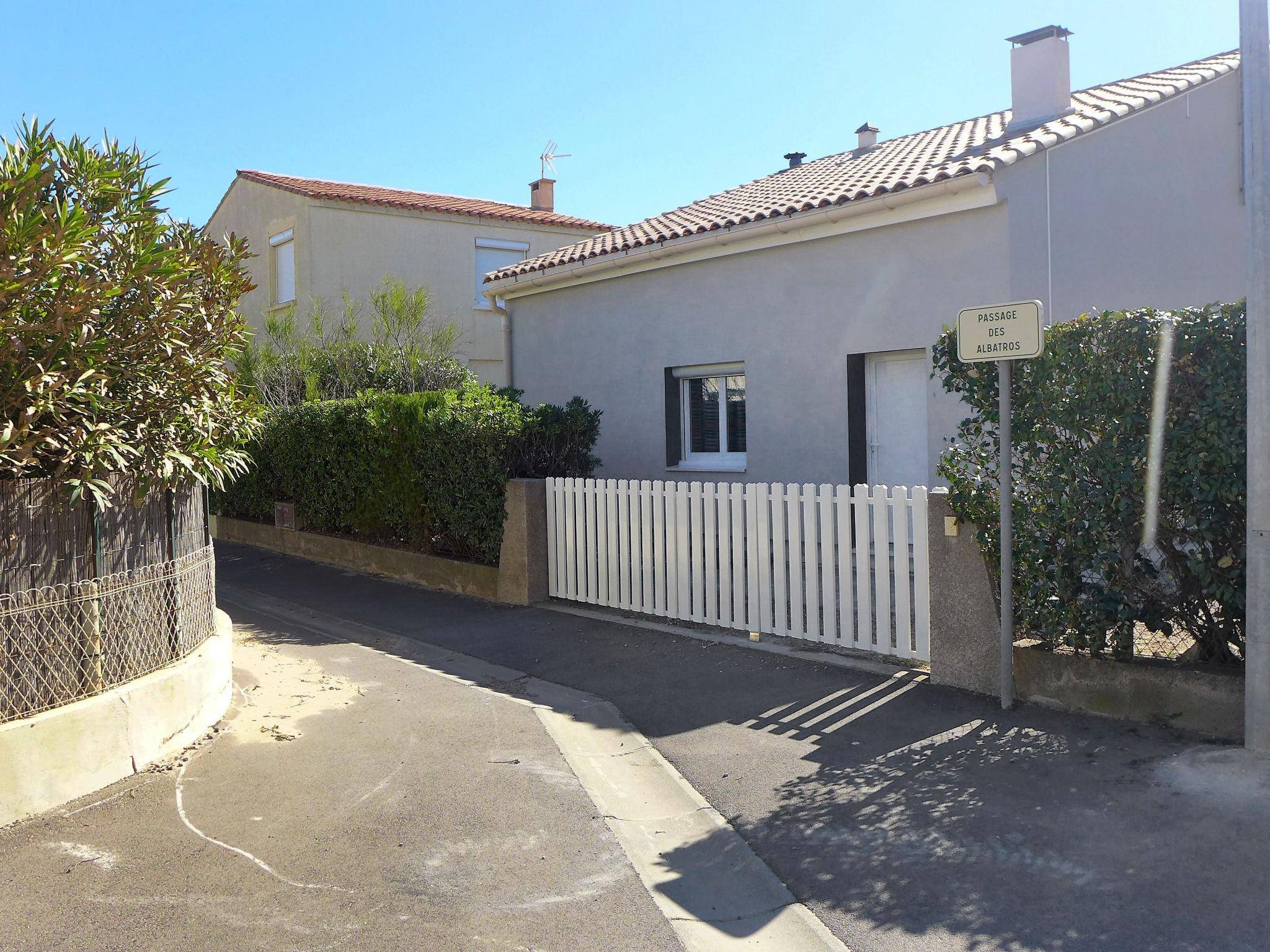 Foto 35 - Casa con 4 camere da letto a Narbonne con giardino e vista mare