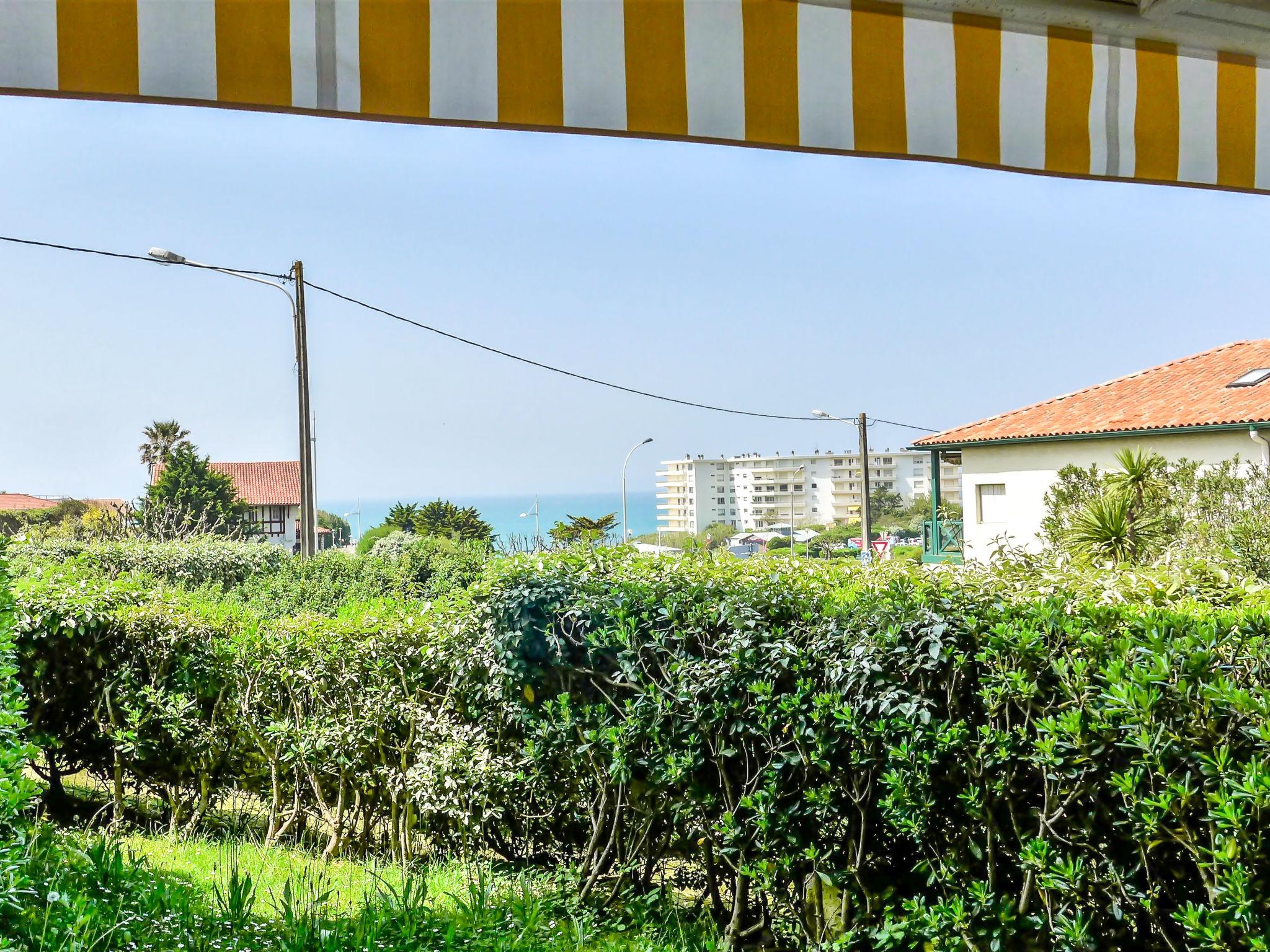 Foto 17 - Apartment mit 2 Schlafzimmern in Biarritz mit schwimmbad und blick aufs meer