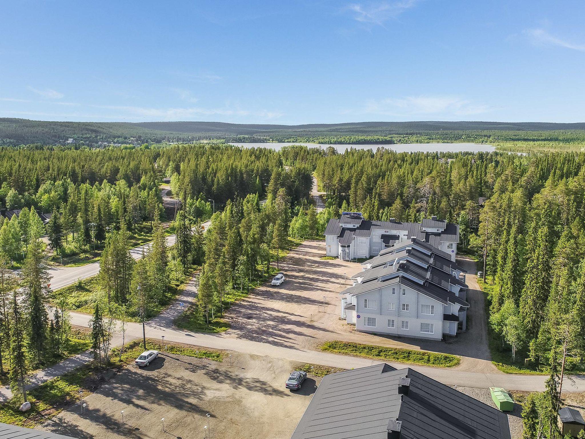 Foto 4 - Haus mit 1 Schlafzimmer in Kolari mit sauna und blick auf die berge