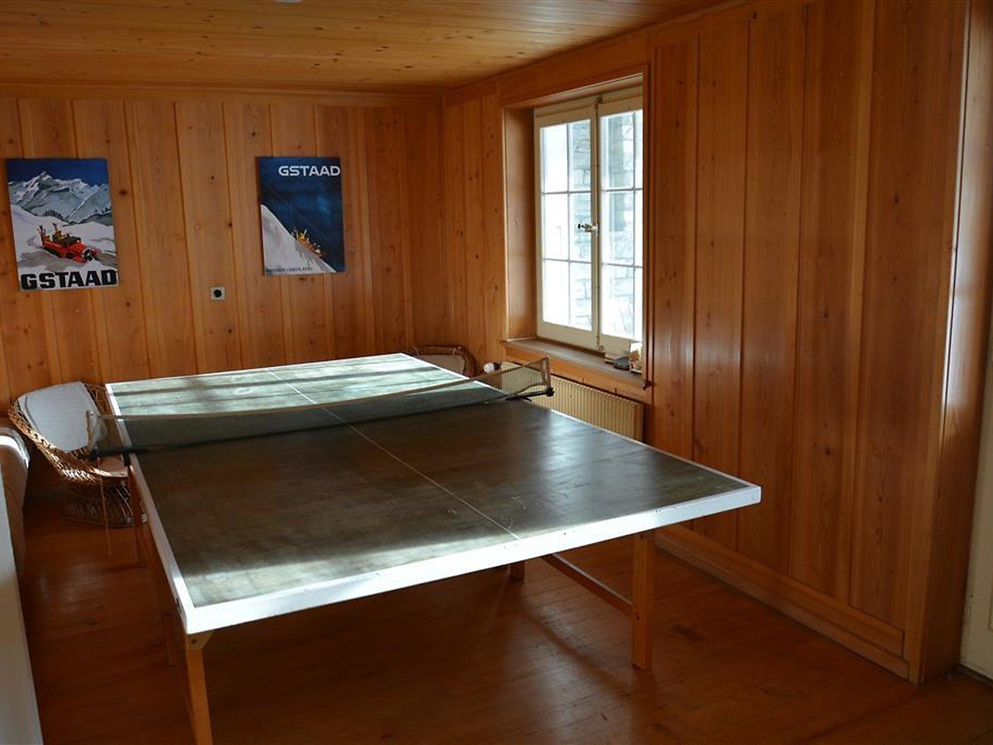 Photo 10 - 4 bedroom Apartment in Saanen