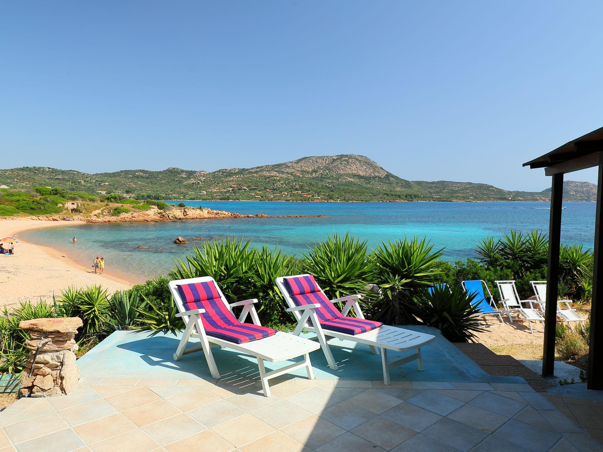 Photo 2 - Maison de 3 chambres à Olbia avec jardin et vues à la mer