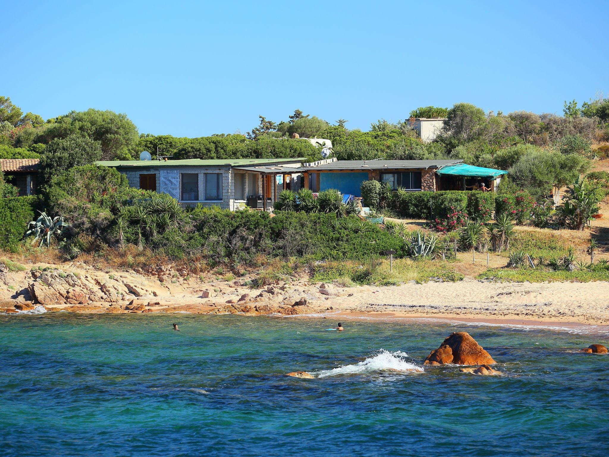 Photo 14 - Maison de 3 chambres à Olbia avec jardin et vues à la mer