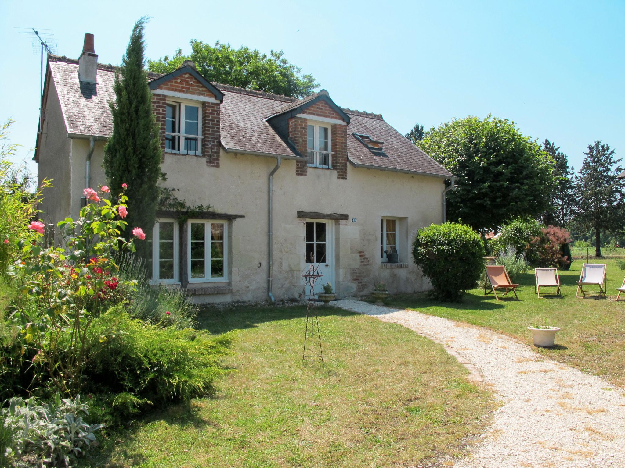 Foto 1 - Casa de 2 quartos em Monteaux com jardim e terraço