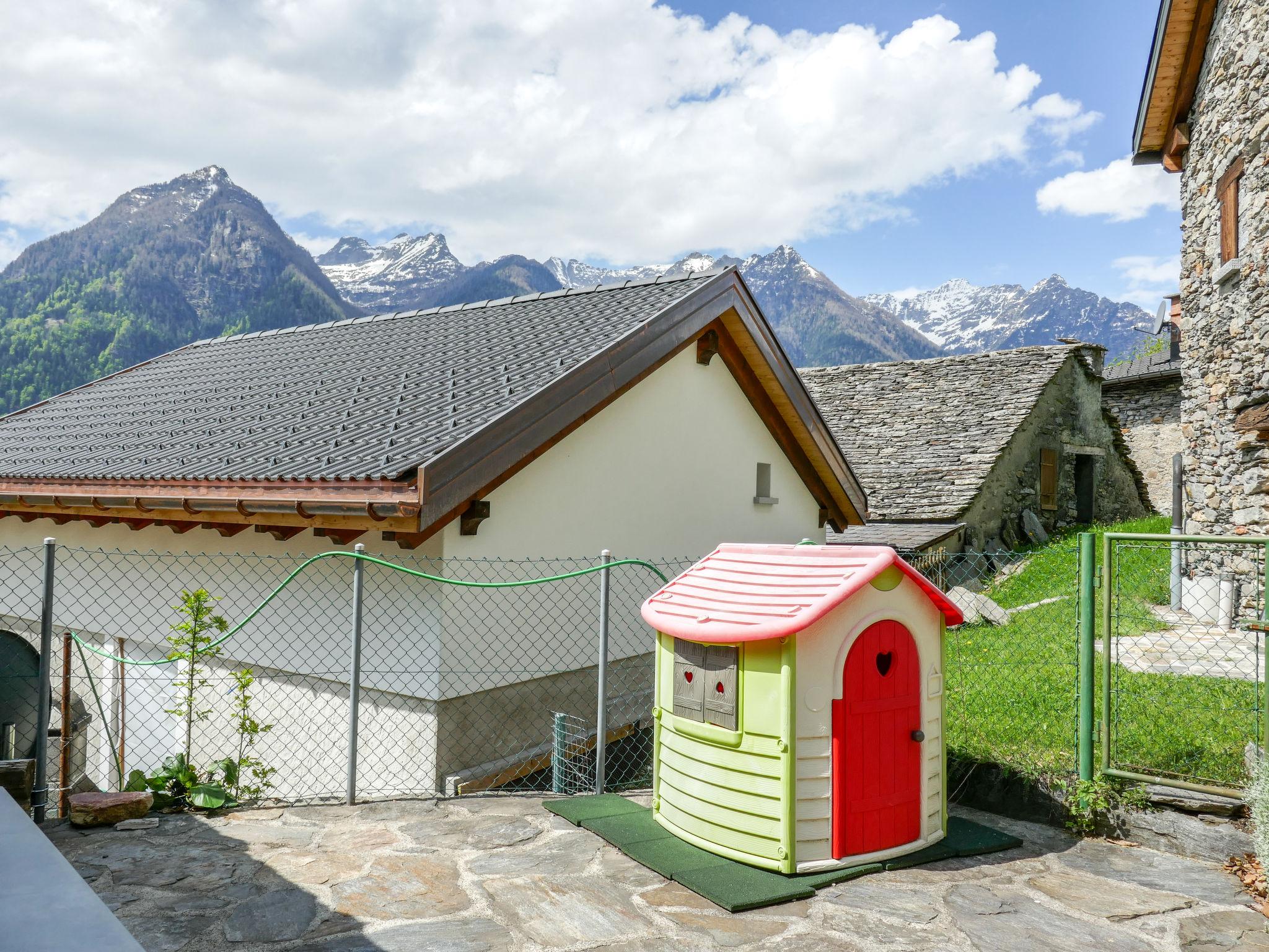 Foto 17 - Casa con 2 camere da letto a Pollegio con terrazza e vista sulle montagne