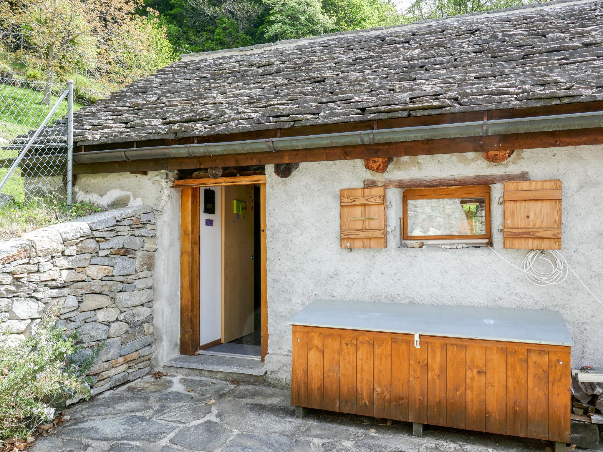 Photo 19 - Maison de 2 chambres à Pollegio avec jardin et terrasse