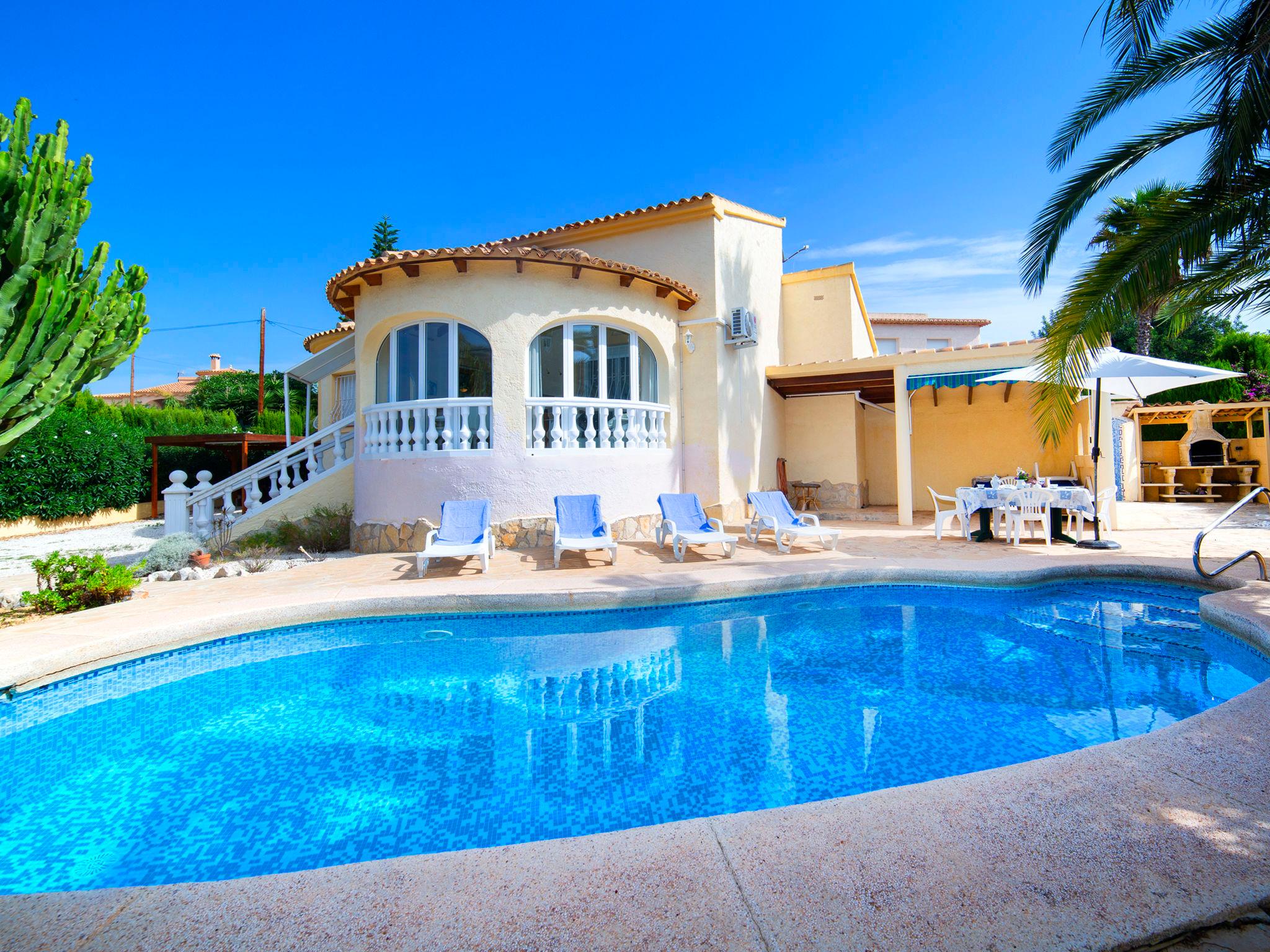 Foto 1 - Casa de 2 habitaciones en Calpe con piscina privada y vistas al mar