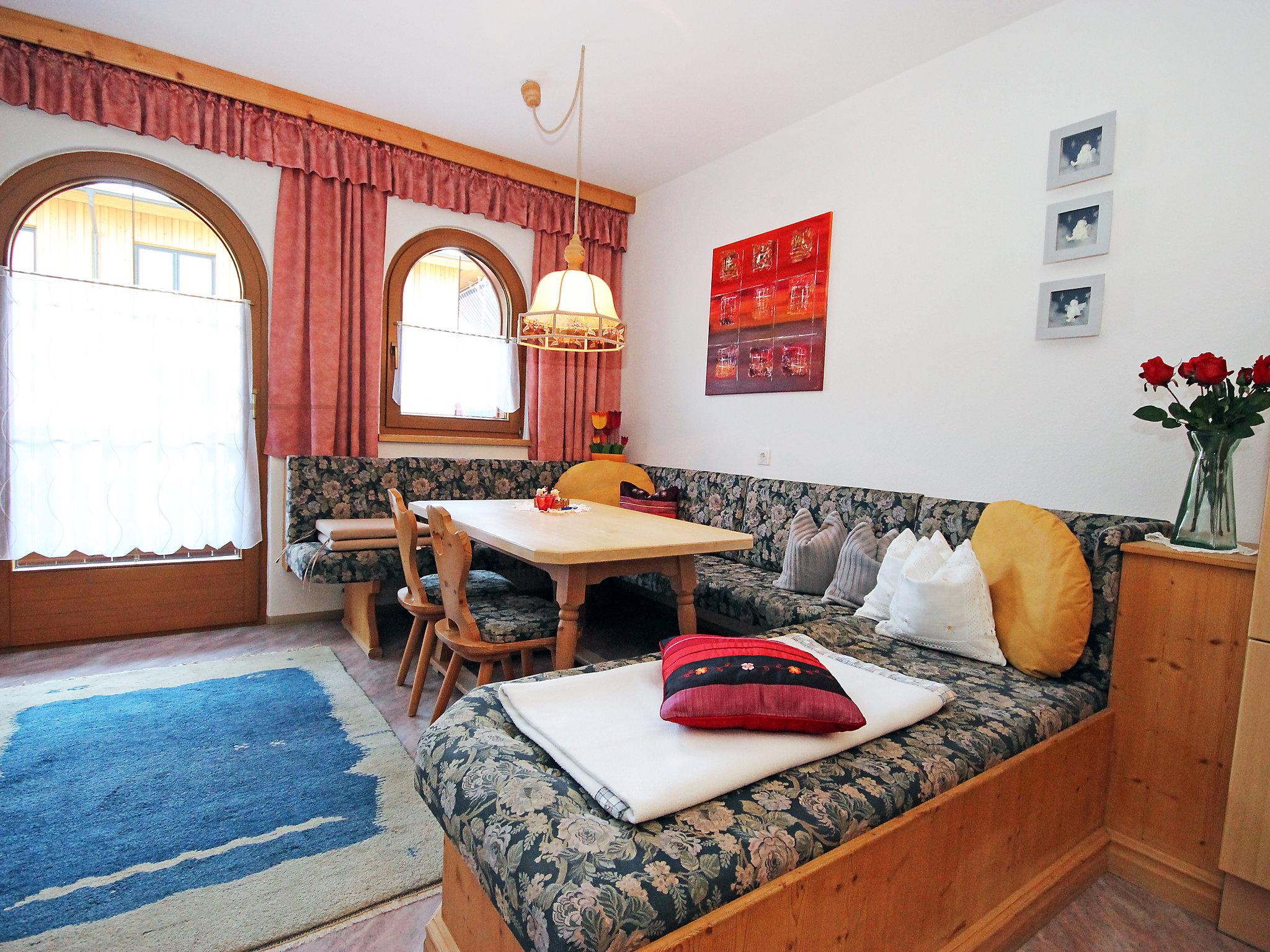 Foto 10 - Apartment mit 1 Schlafzimmer in Schwendau mit blick auf die berge
