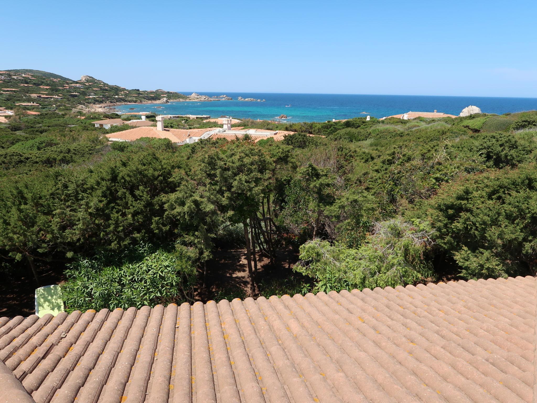 Photo 22 - Maison de 4 chambres à Aglientu avec jardin et vues à la mer