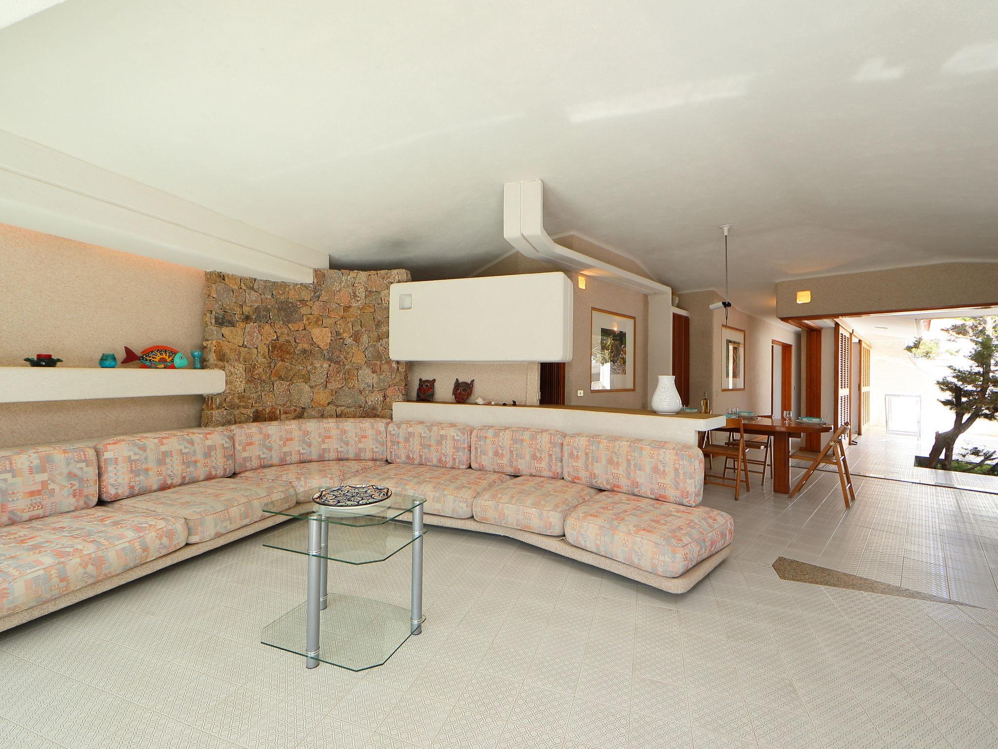 Photo 7 - 4 bedroom House in Aglientu with garden and sea view