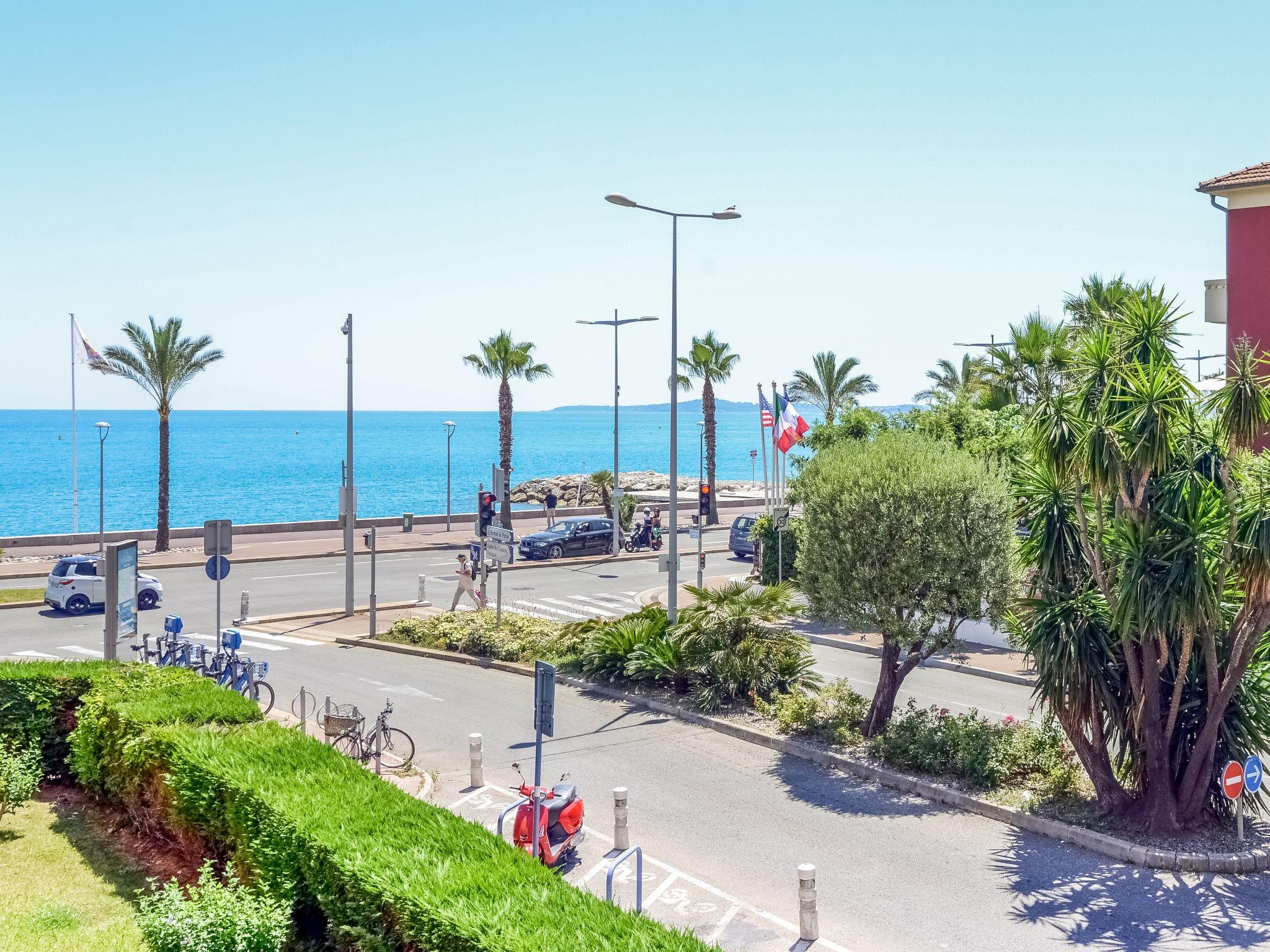 Photo 5 - Appartement de 1 chambre à Cagnes-sur-Mer avec vues à la mer