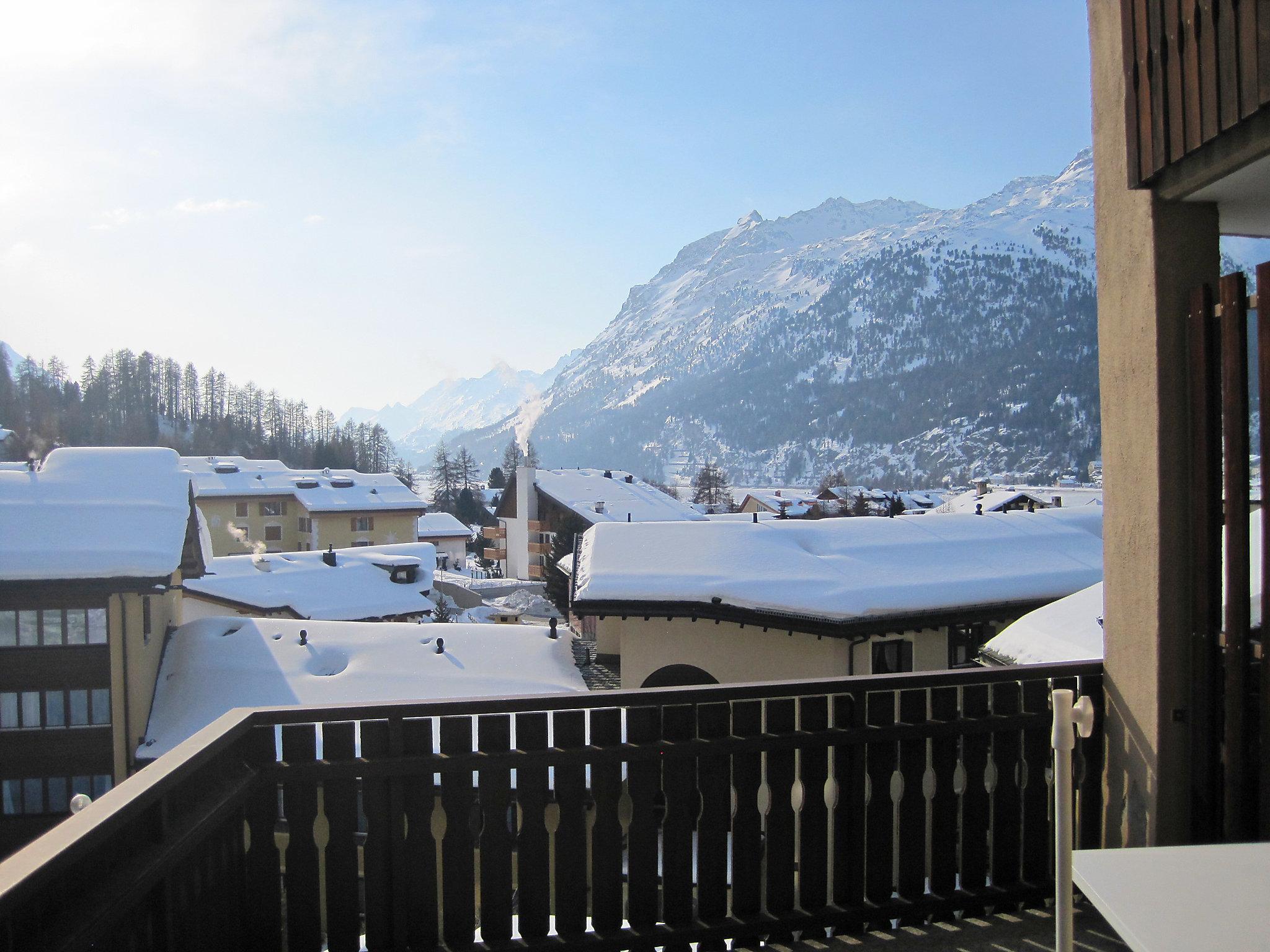 Foto 10 - Appartamento con 1 camera da letto a Silvaplana con vista sulle montagne