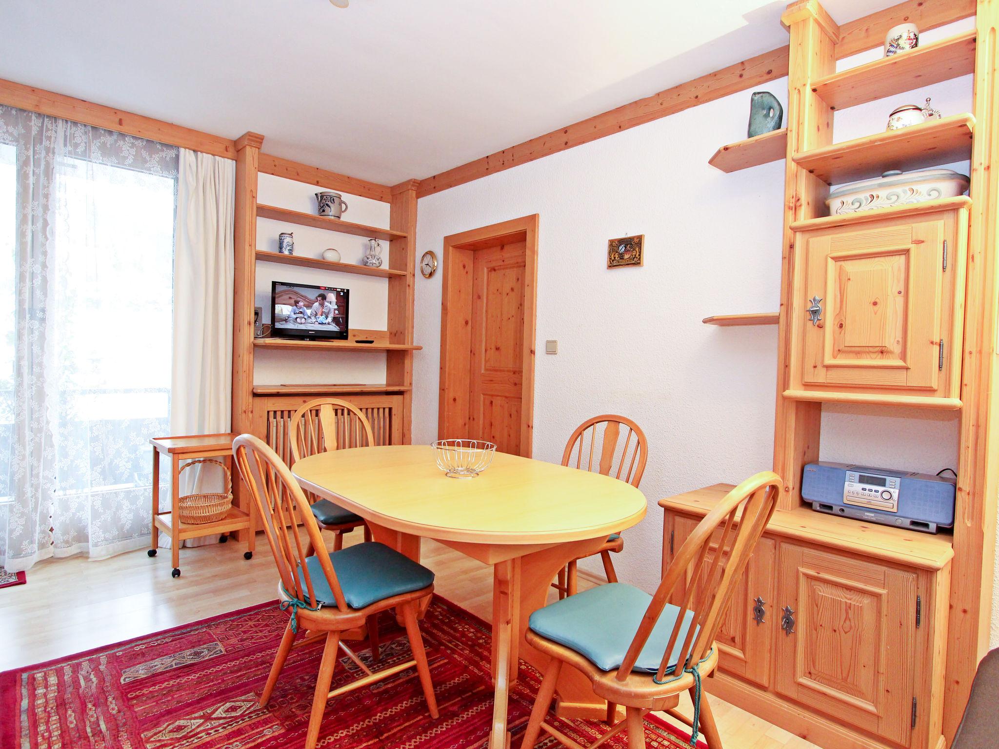Photo 12 - 2 bedroom Apartment in Seefeld in Tirol with swimming pool and mountain view