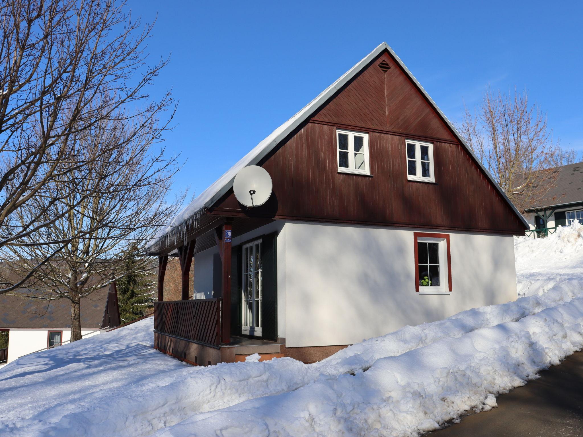 Foto 37 - Casa con 3 camere da letto a Černý Důl con piscina e vista sulle montagne